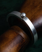 “BOTTEGA VENETA” 2019-2024 Sculptural hinged bangle