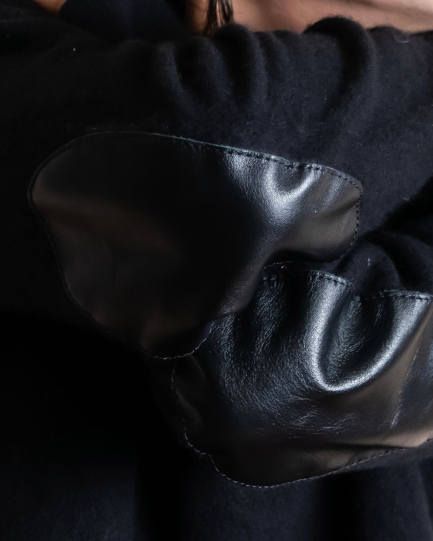 "MAISON MARGIELA" Leather elbow patch design wool knit