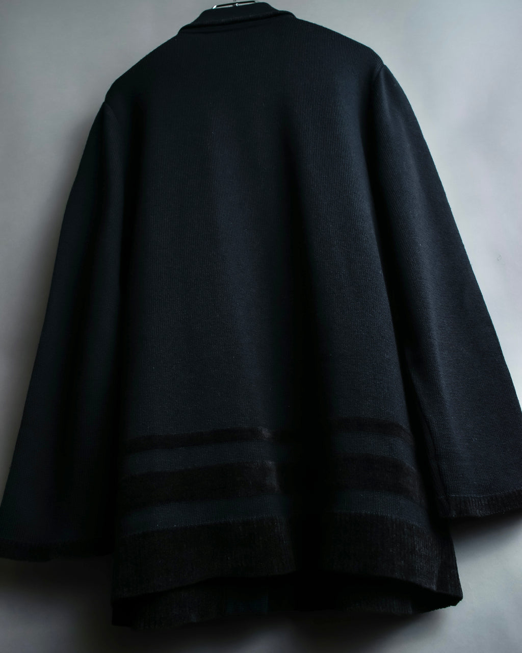 "Salvatore Ferragamo" Gancini design rayon mix cardigan