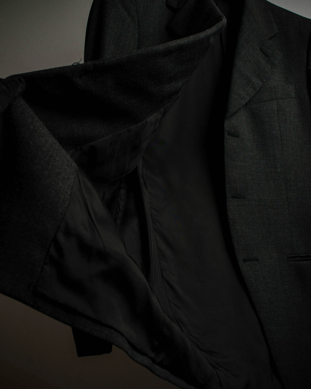 "GIORGIO ARMANI" LE COLLEZIONI line classical tailoring set up