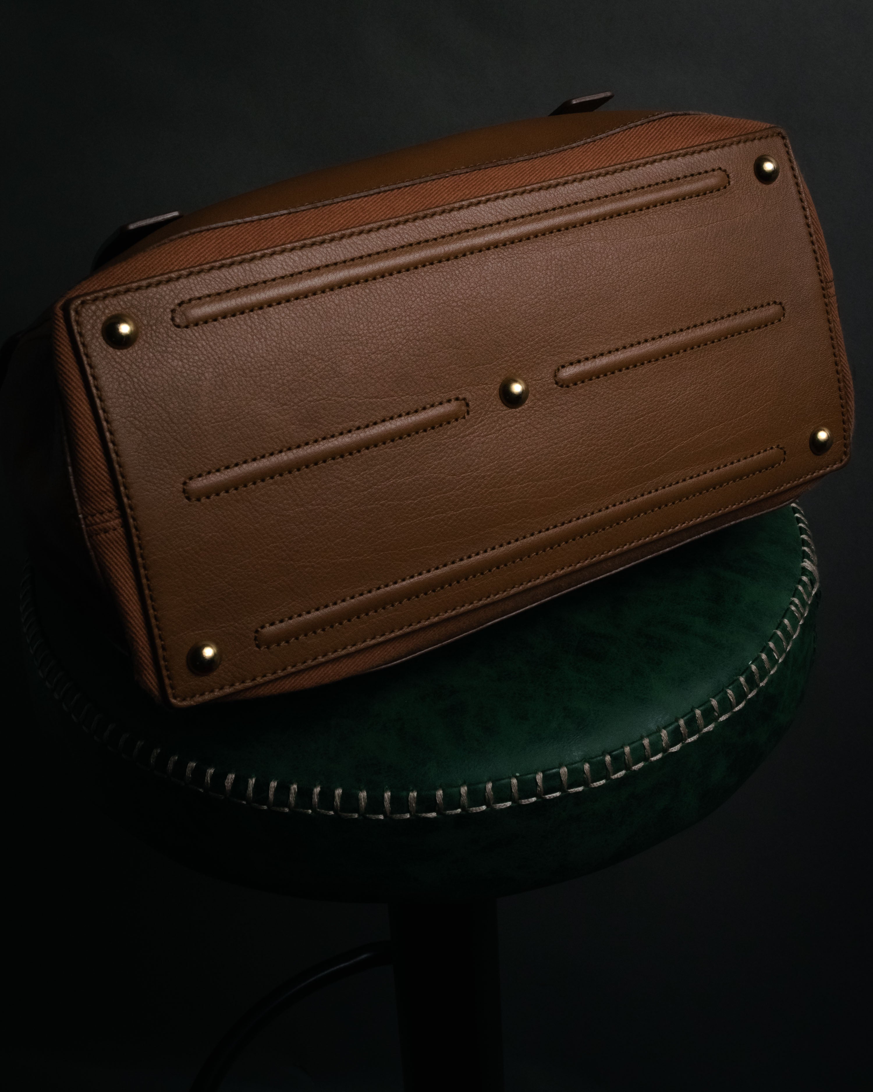 –SPECIAL– “YVES SAINT LAURENT”
2011-2012 Muse two leather handbag