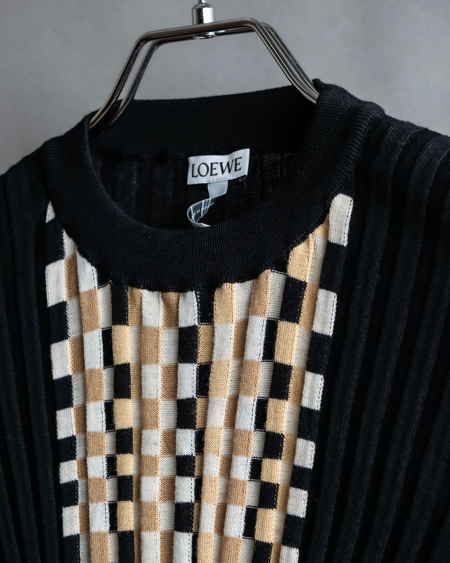 "LOEWE" Check pattern switching shaped ribbed knit