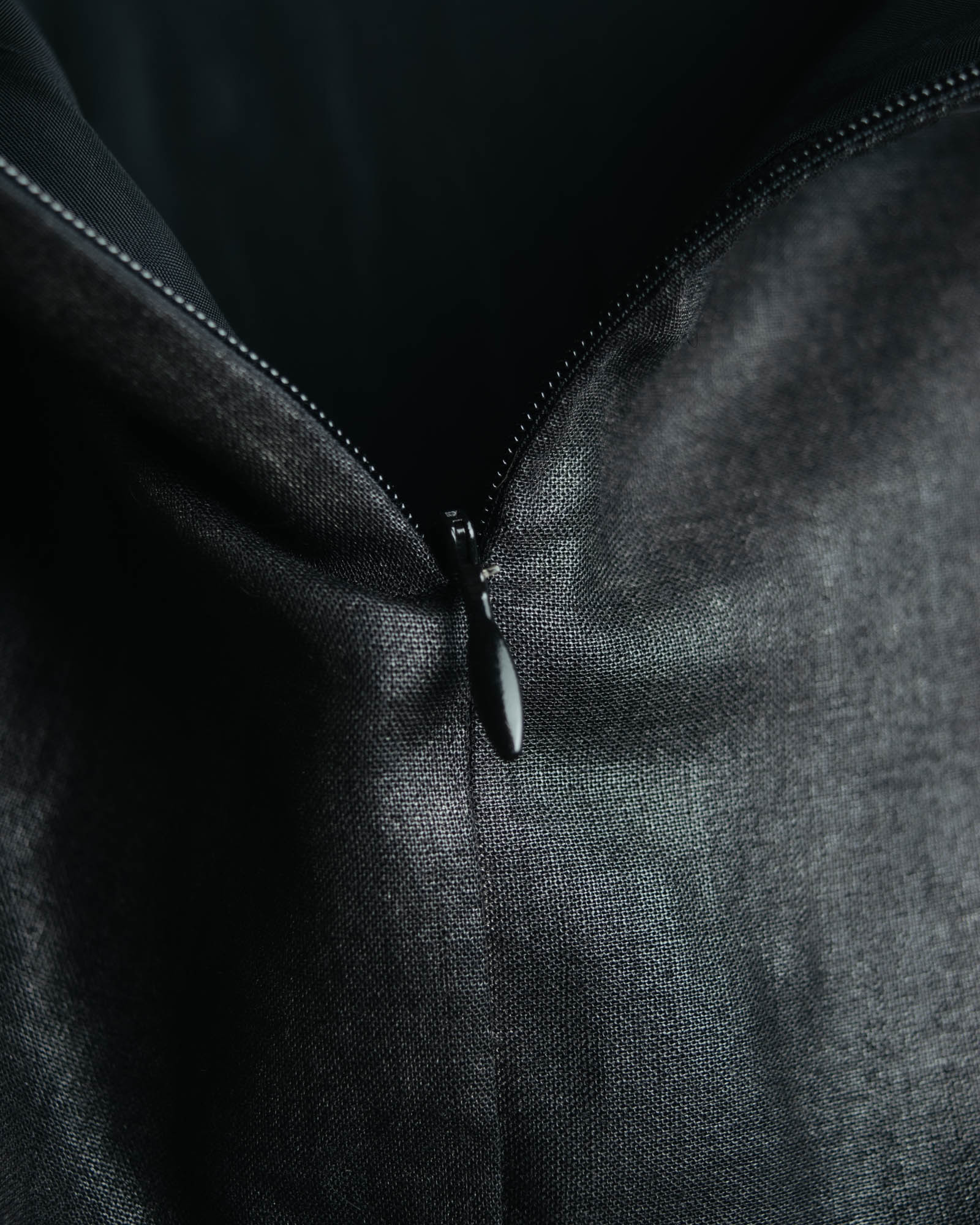 "JUNYA WATANABE COMME des GARÇONS" 00's Glossy raw hem flared long skirt