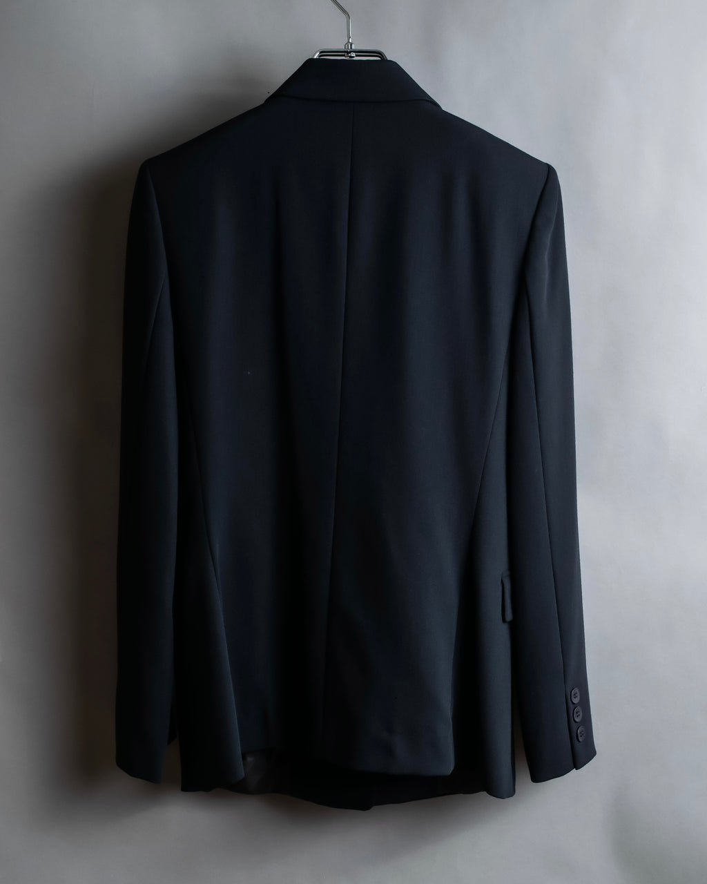 "BURBERRY Blue Label" 3 button waist shaped lightweight tailored jacket