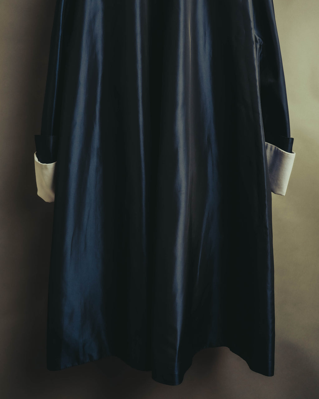 "CELINE" 70's-80's Dramatic contrast collar long coat