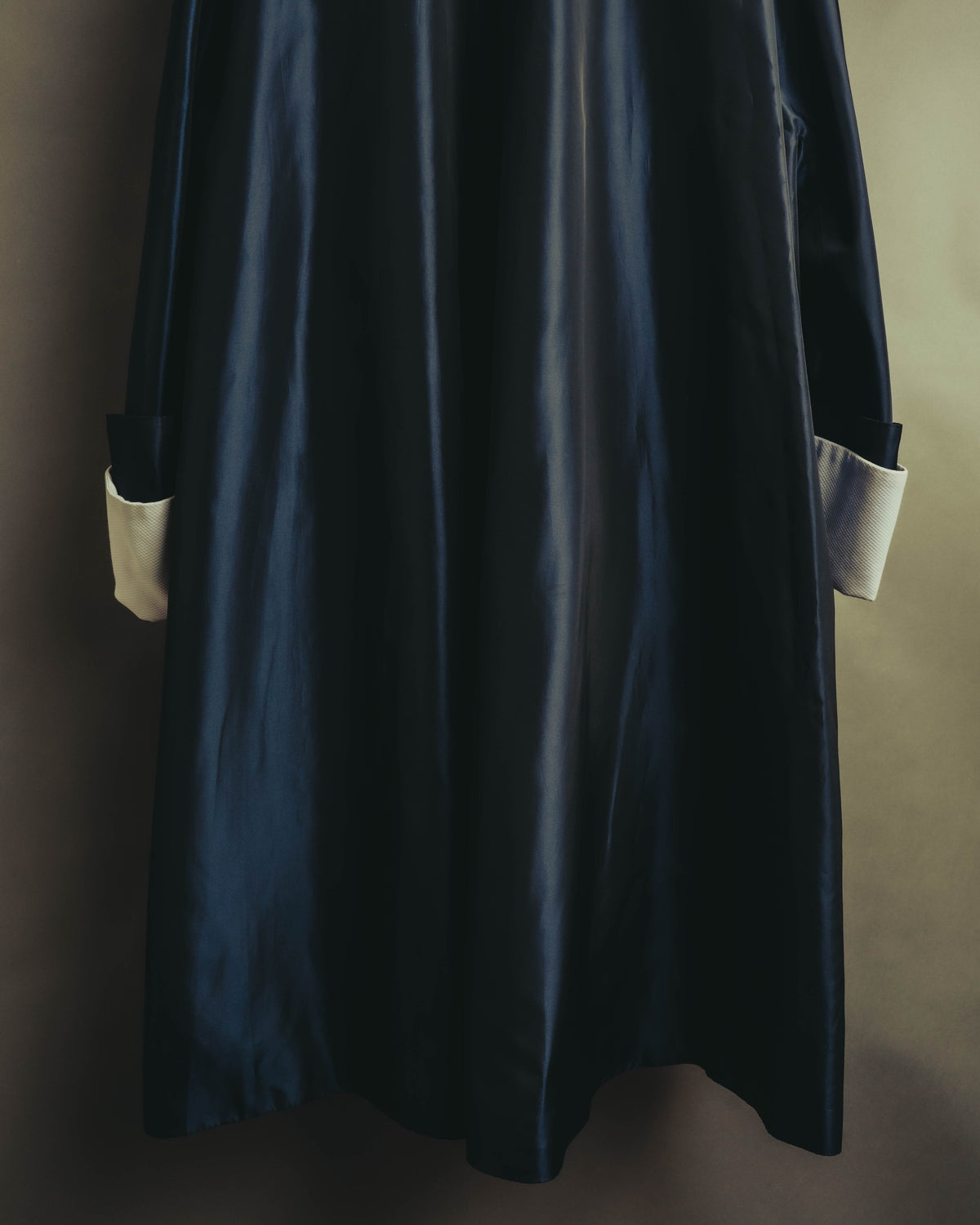 "CELINE" 70's-80's Dramatic contrast collar long coat