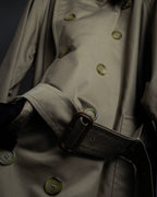 "BURBERRYS" Traditional detail double-breasted stand color trench coat