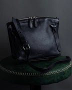 "JIL SANDER" Hill model gently curved leather shoulder bag