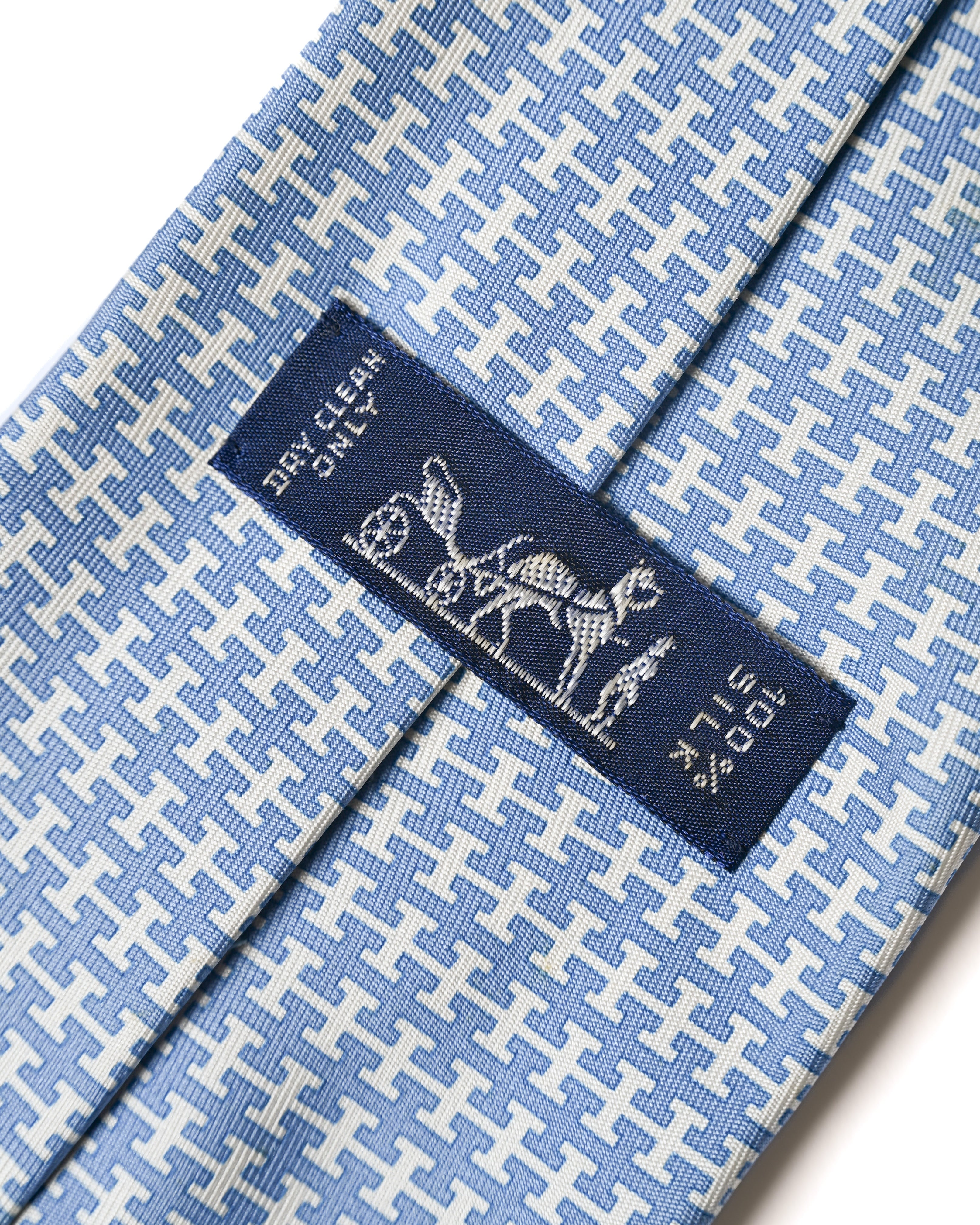 HERMES/ H Logo Silk Tie Sky Blue × Whigte
