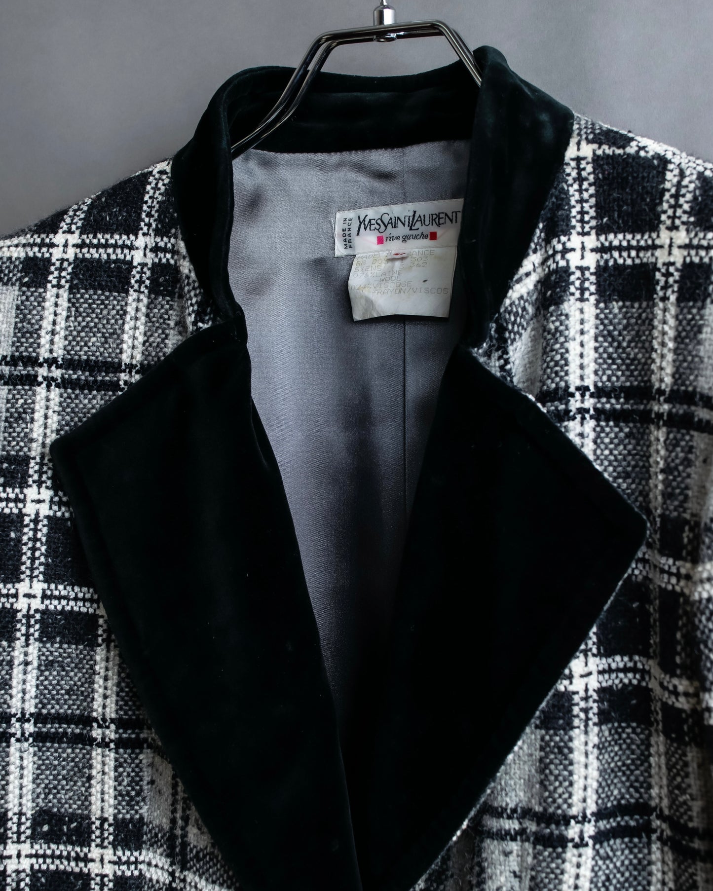 "YVES SAINT LAURENT" Monotone Madras check pattern shaped tailored jacket