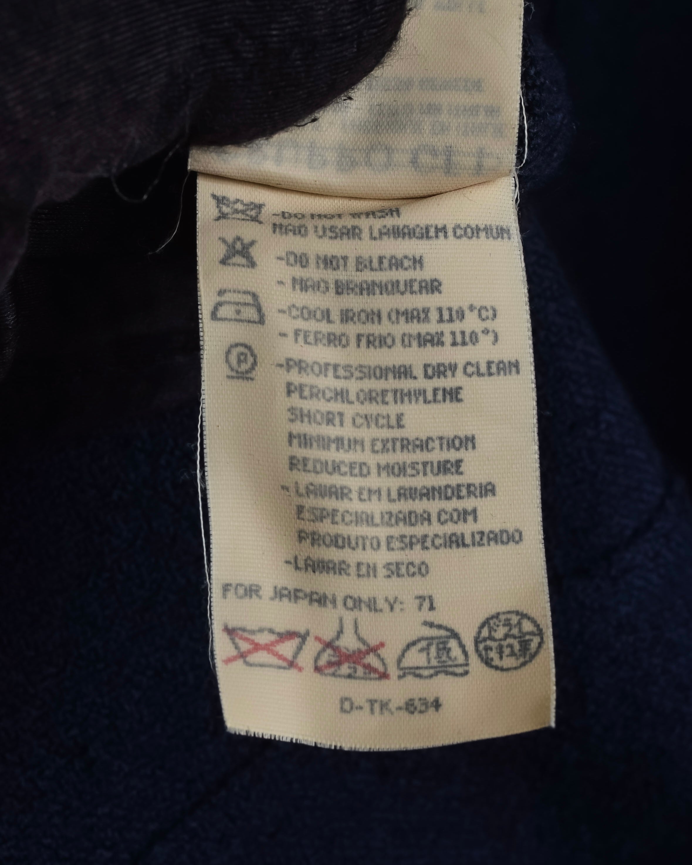 "VALENTINO" Wool boucle concealed front tailored jacket