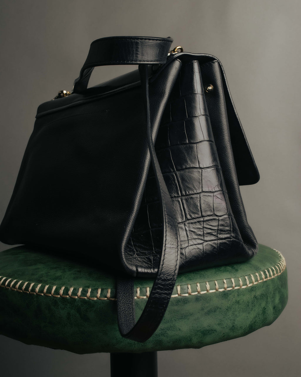 -SPECIAL- “BALENCIAGA” 2013-17 Le dix mixed leather shoulder bag