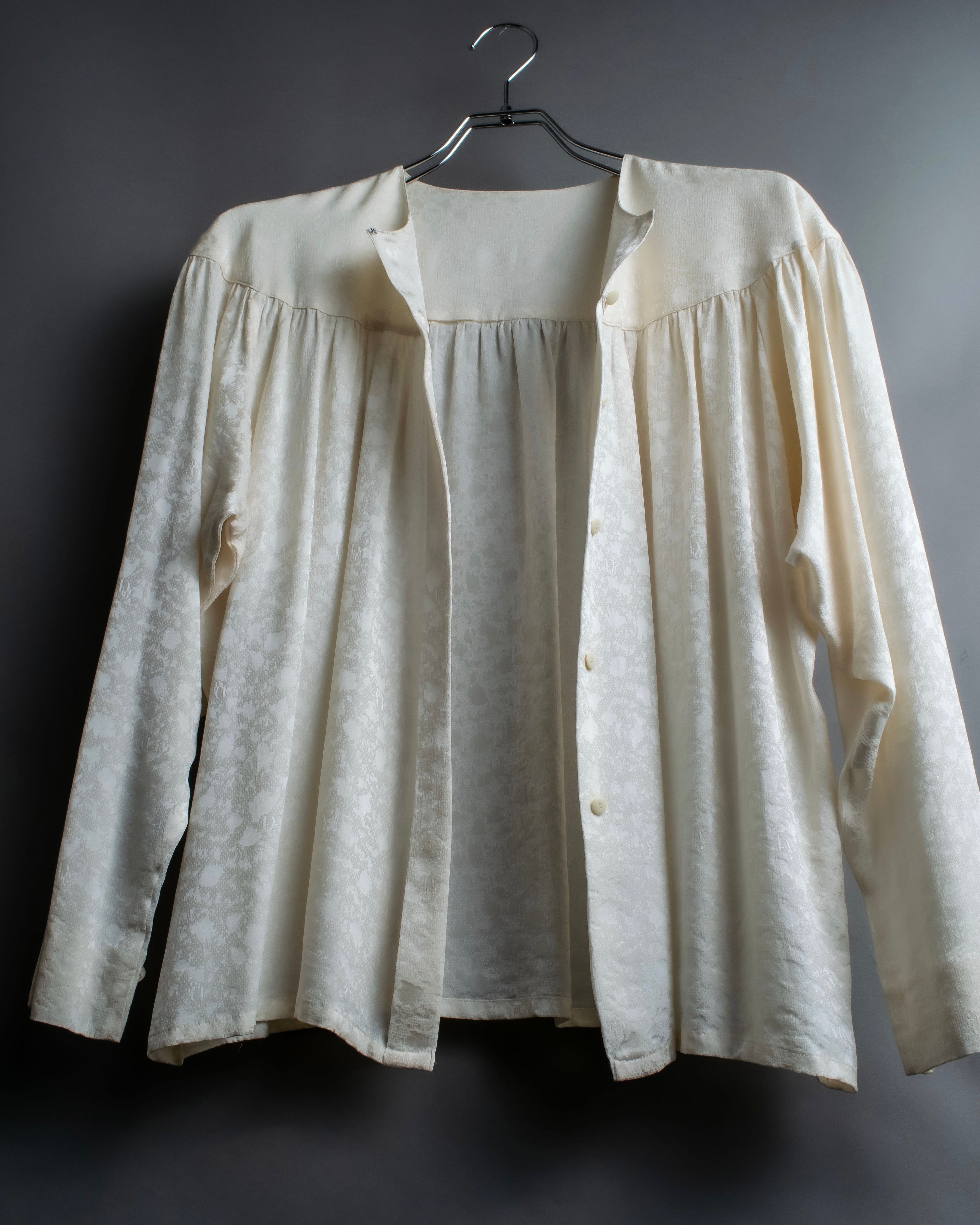 "Christian Dior" Shiny off-white shirt