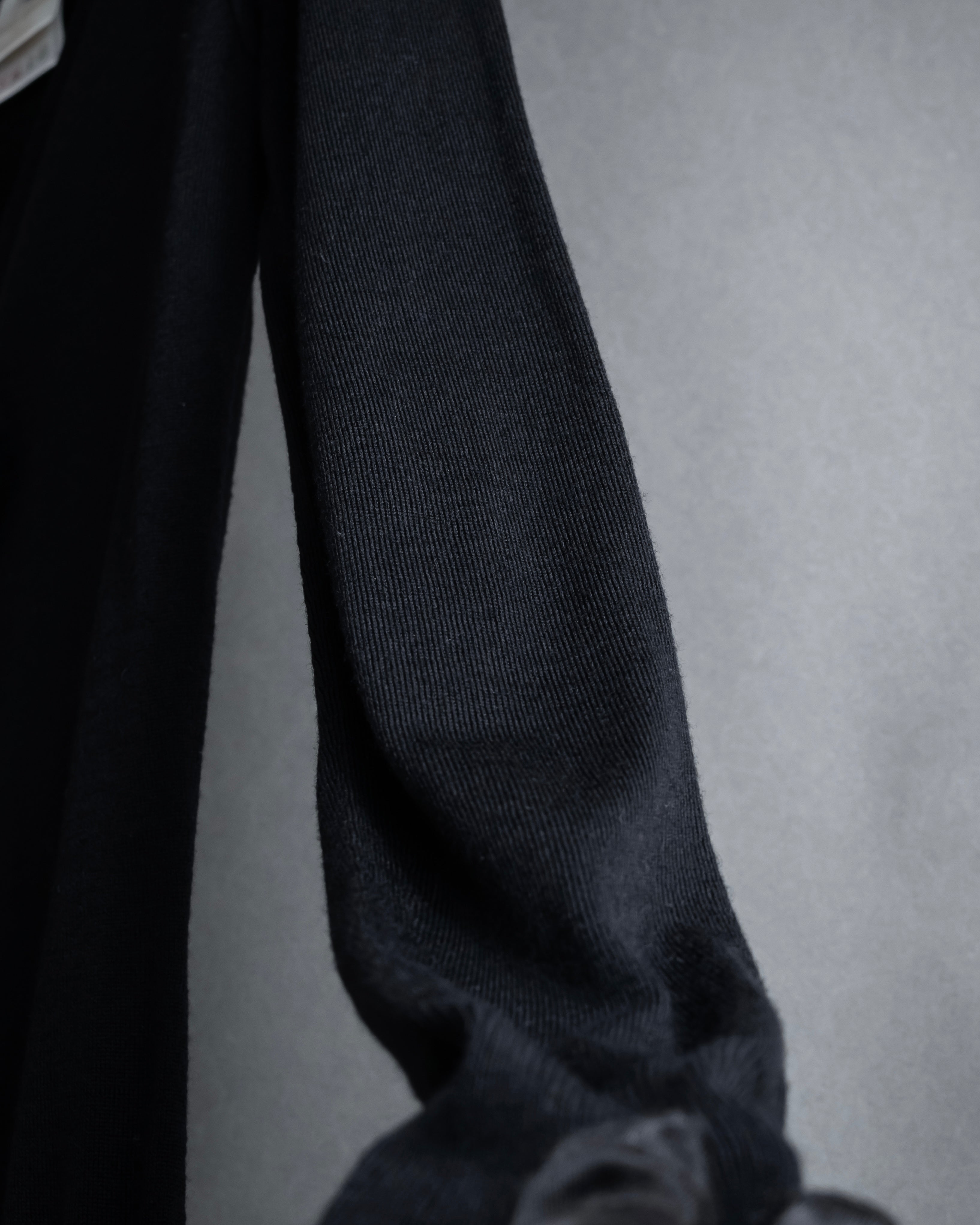 "GUCCI" Embellished v neck jewel knit sweater