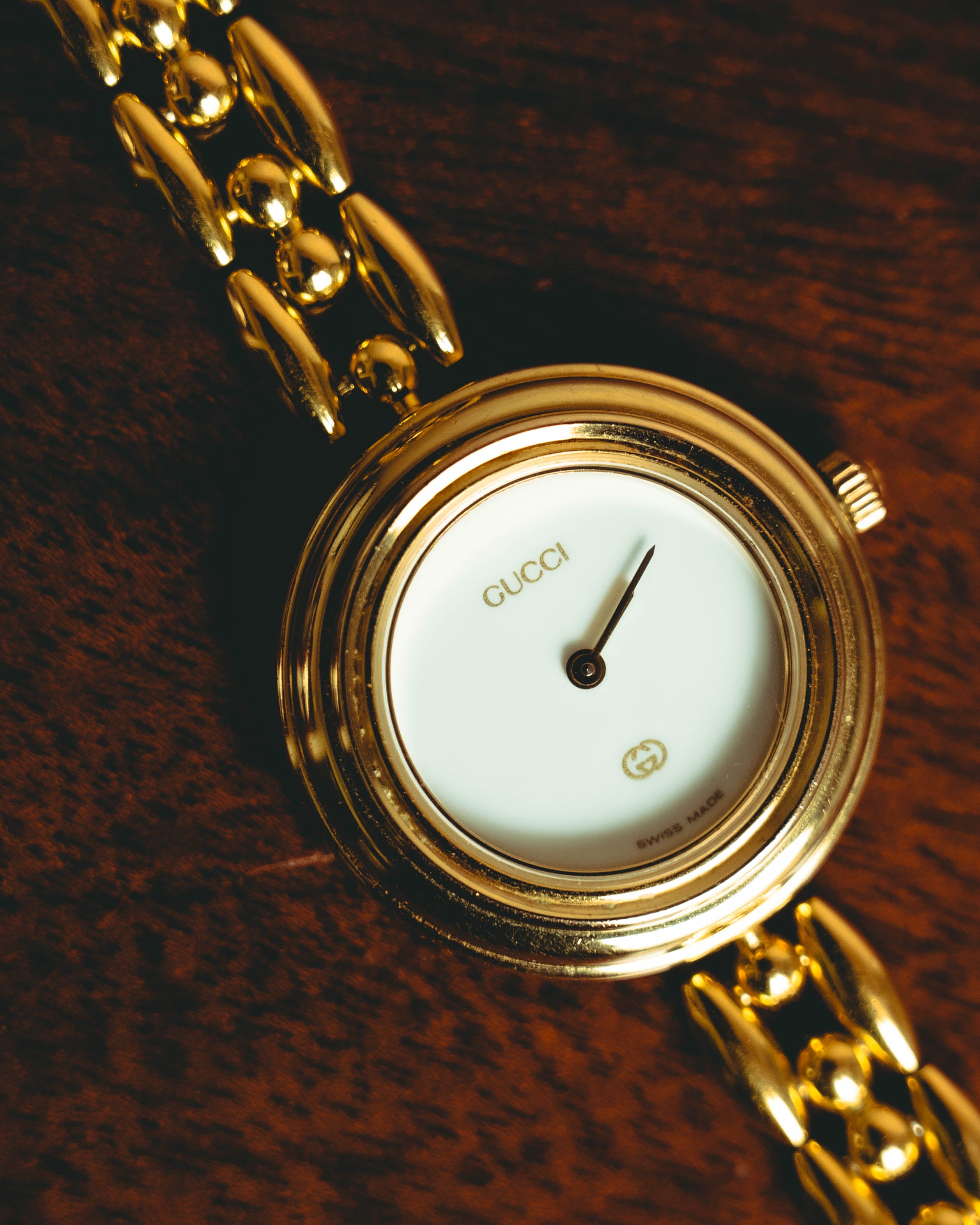 –SPECIAL– "GUCCI" 80's-90's Elegant gold tone wristwatch