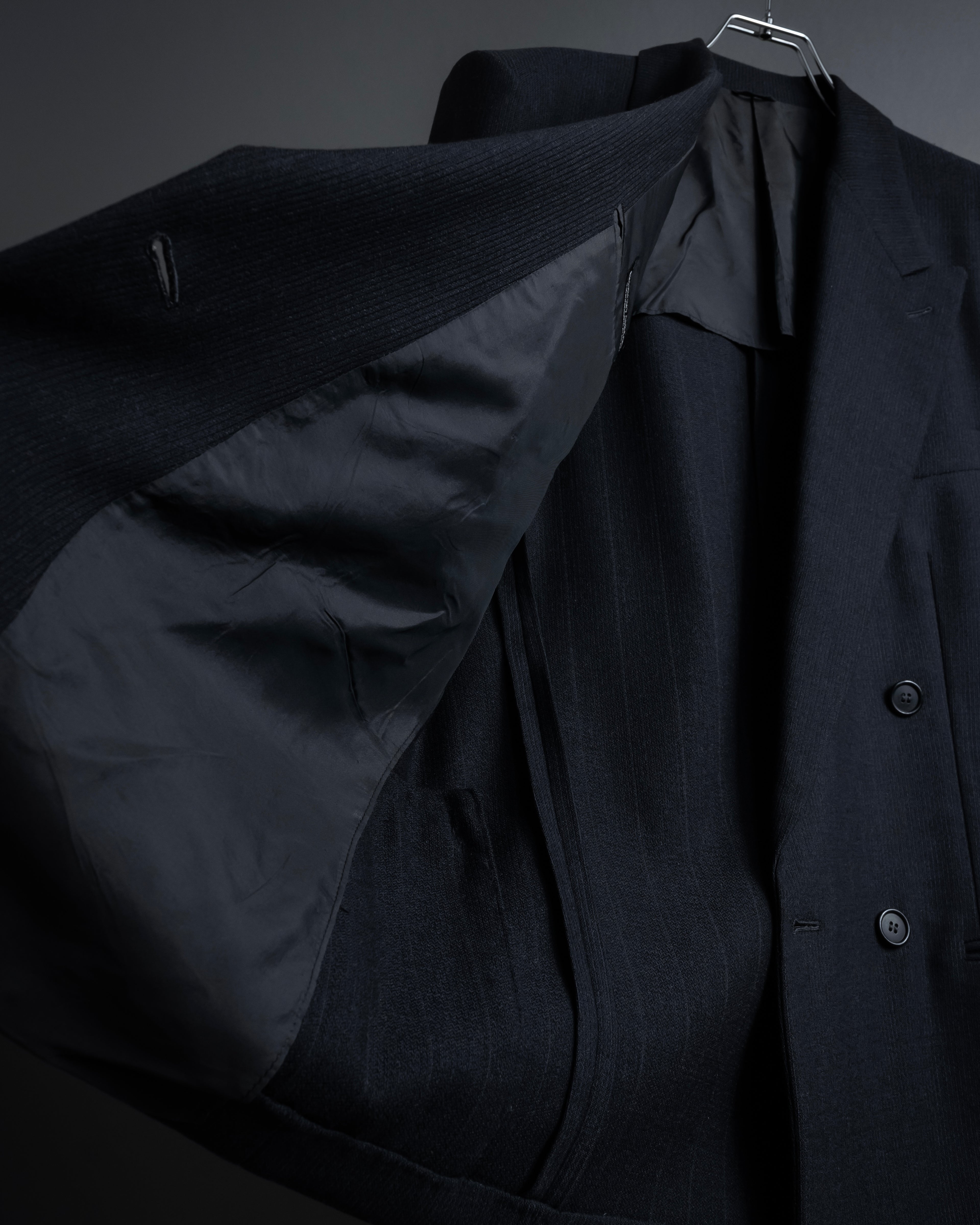 "GIORGIO ARMANI"Double-breasted classic tailoring set up