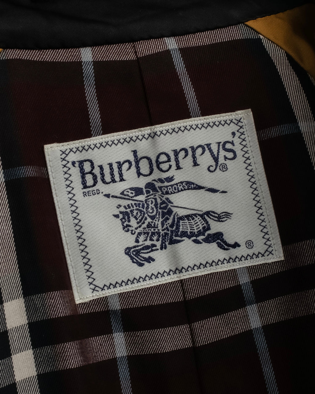 "BURBERRYS" Traditional detail double-breasted stand color trench coat