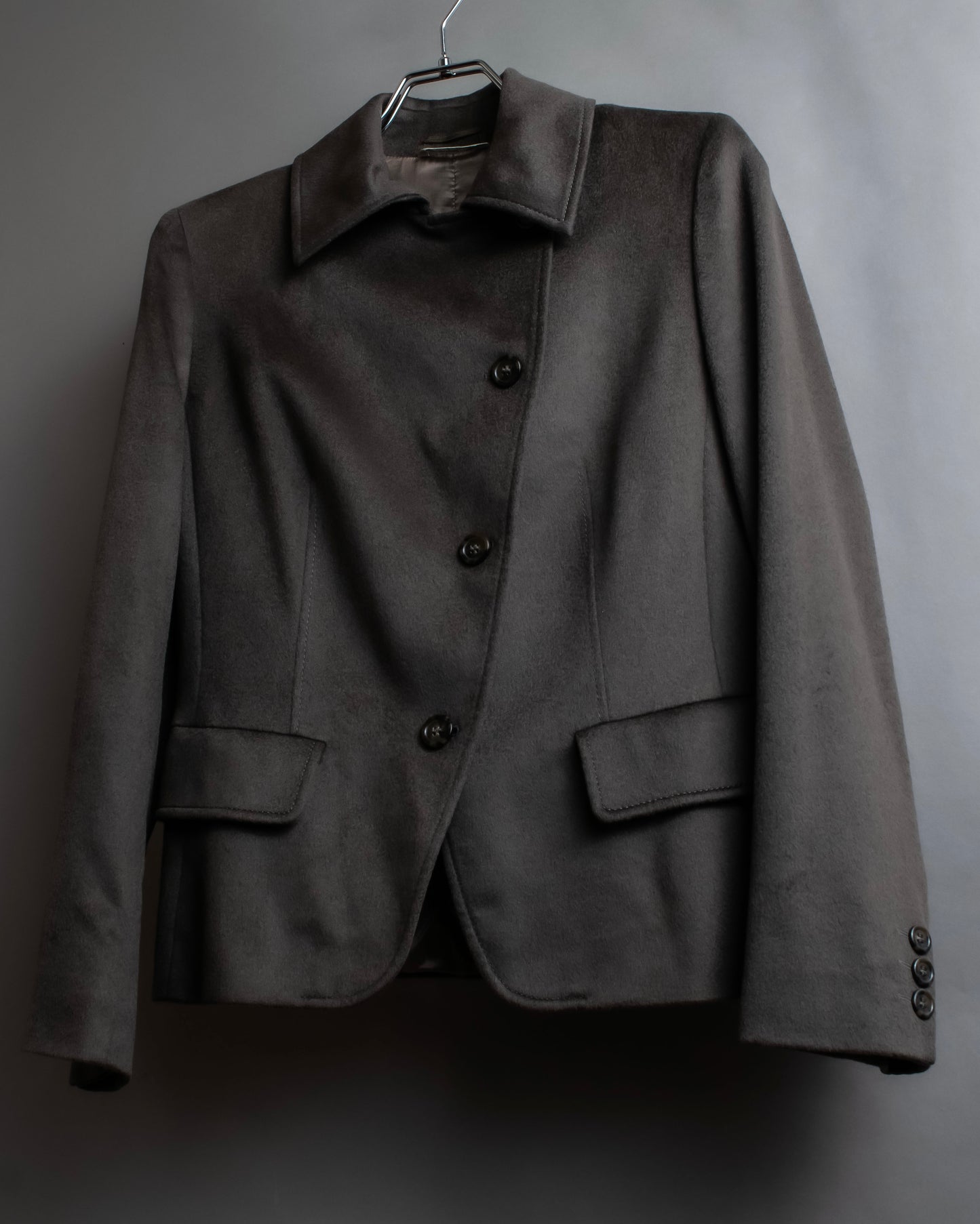 "Max Mara" Diagonal front button design stand collar jacket