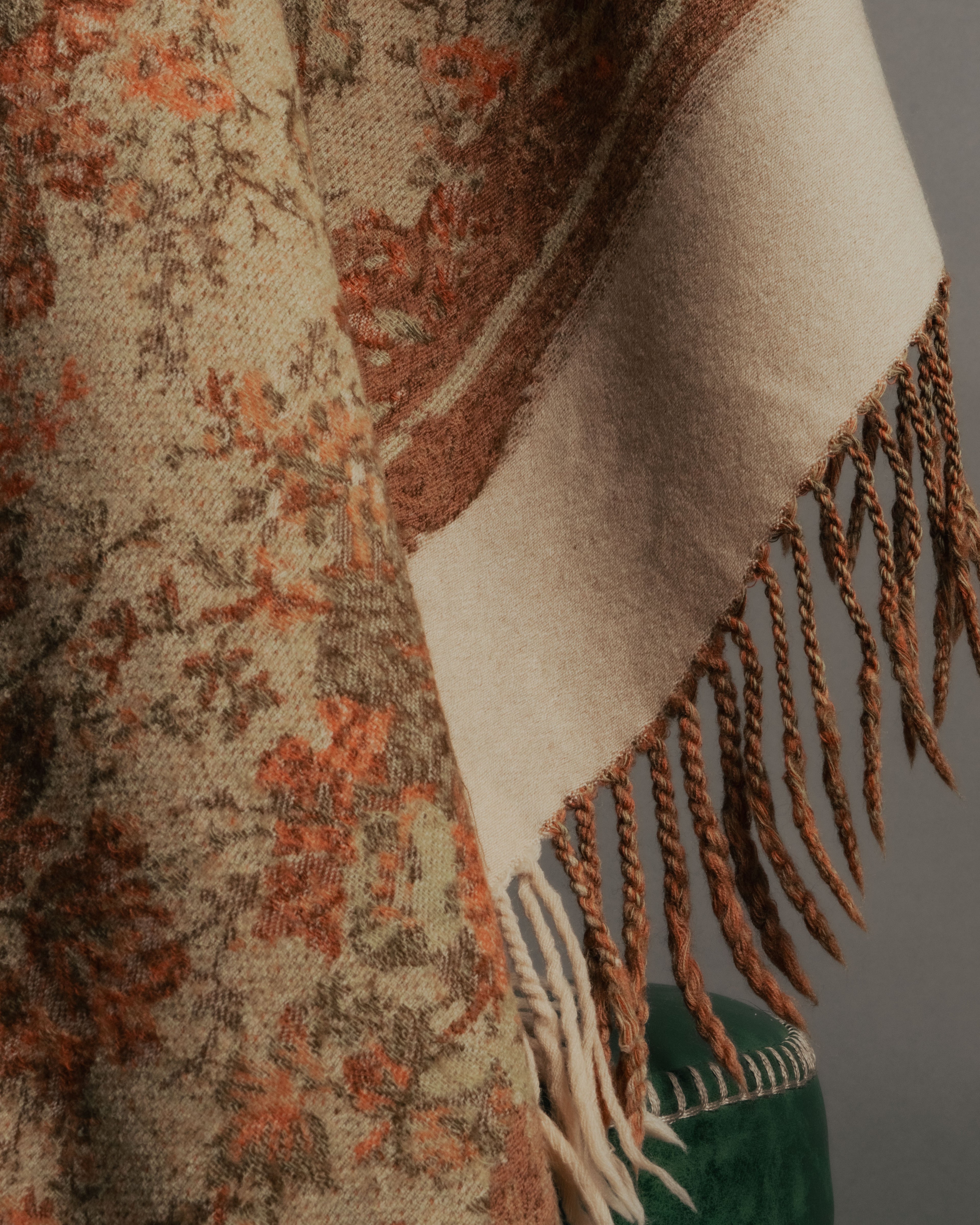 “Christian Dior“ 80’s-90’s Floral jacquard fringed stole