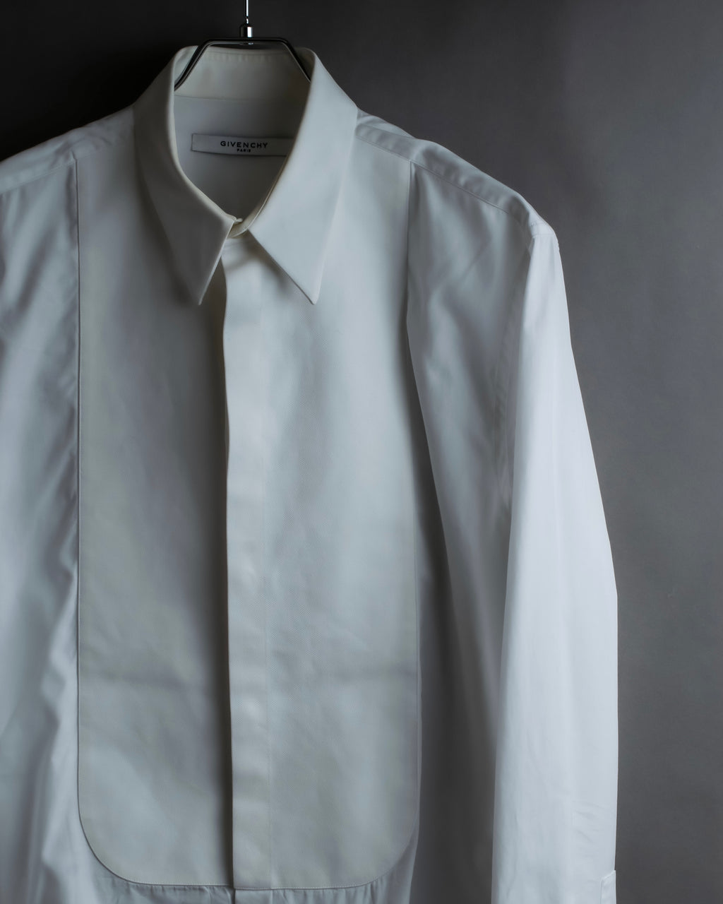 "GIVENCHY" Bosom panel design white shirt