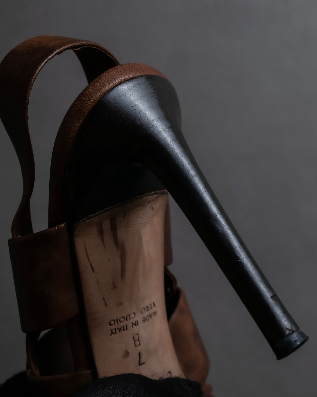 "CELINE" Layered belt detail leather heel sandals