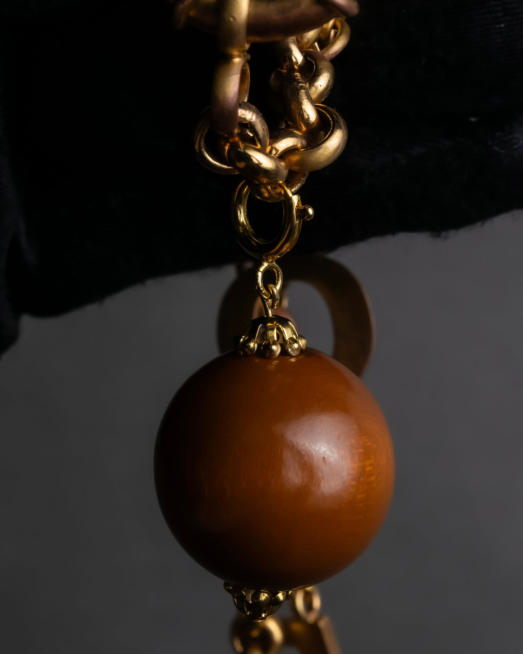 "YVES SAINT LAURENT" LOVE typography &amp; Cassandra motif design bracelet