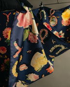 “GUCCI” 90’s-00’s Flora logo silk scarf