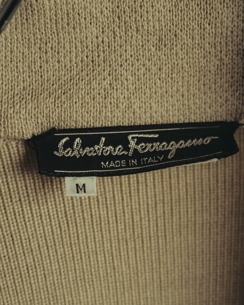 “Salvatore Ferragamo” 90’s-00’s Virgin wool raglan-sleeve cardigan jacket