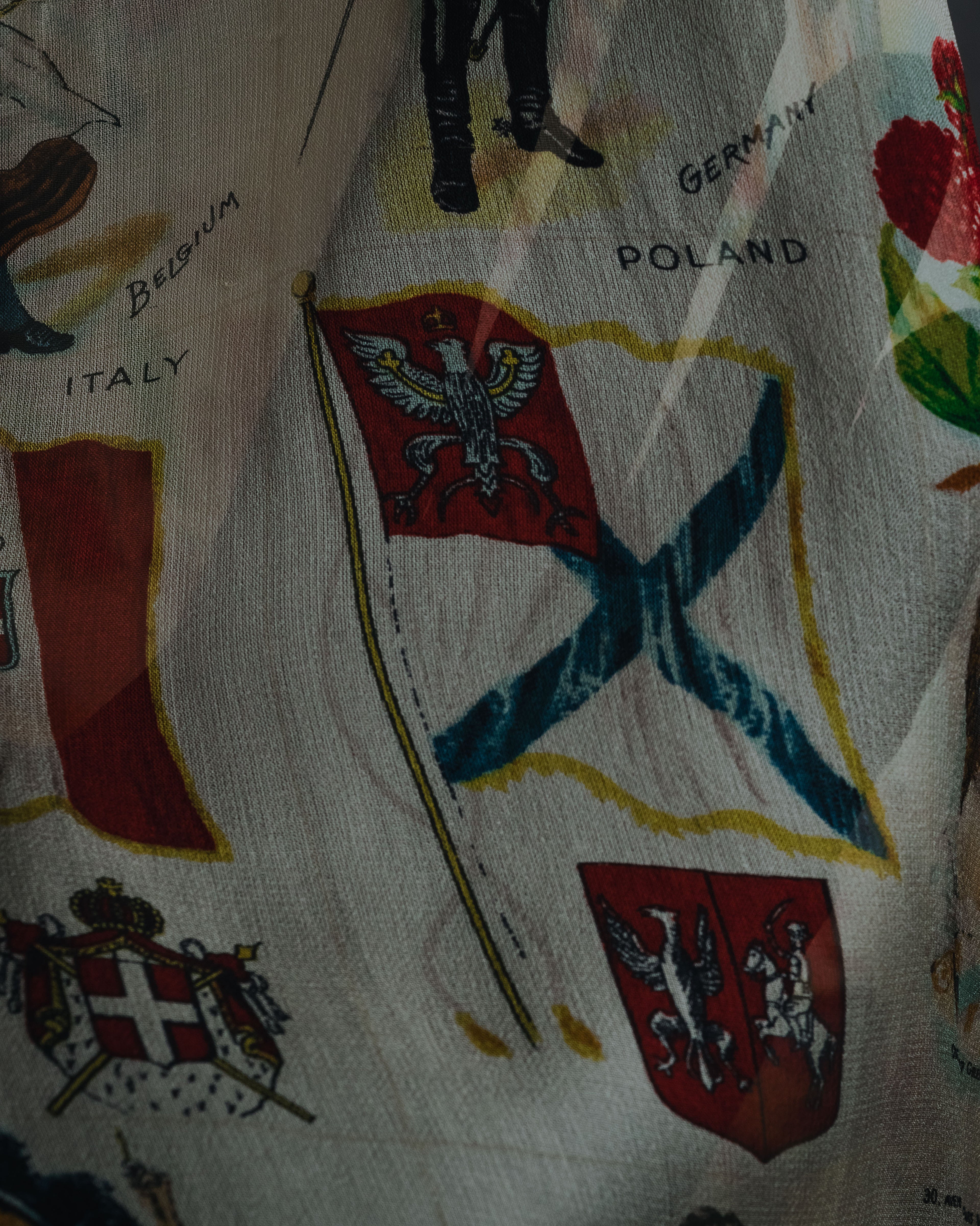 –SPECIAL– "Christian Dior"
00’s historic collage-print silk chiffon large stole