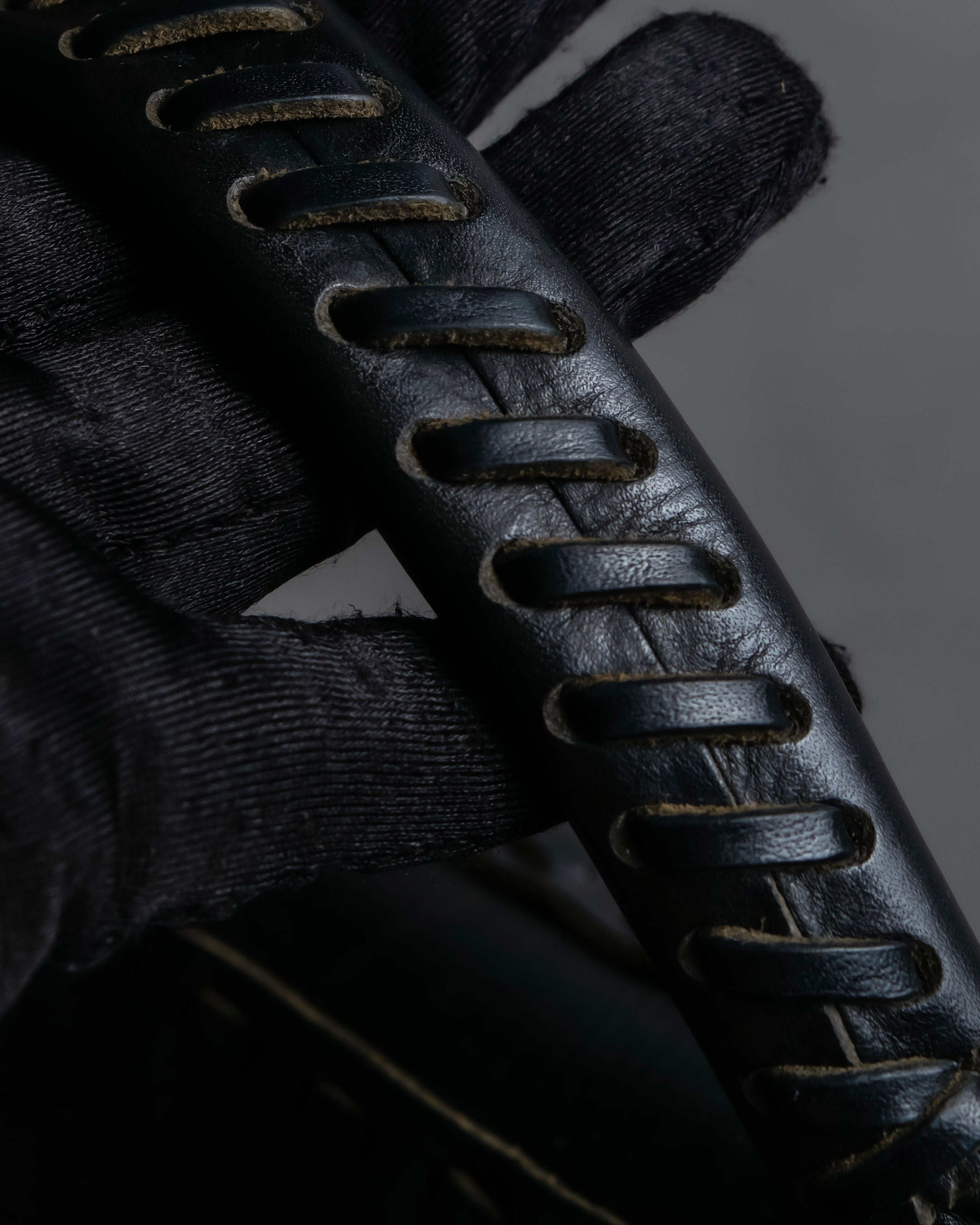 "FENDI" Hand stitched design leather hand bag