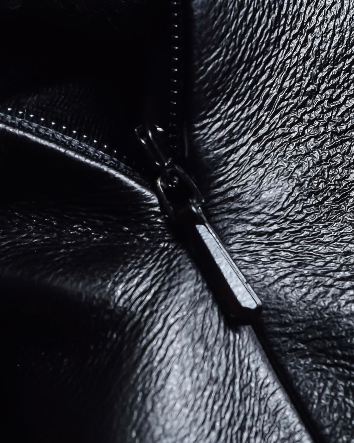 "MATÉRIEL TBILISI" Draped belted synthetic leather long jacket