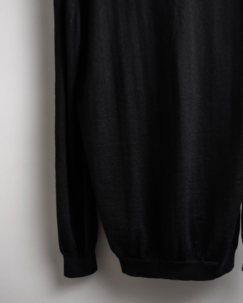 "GUCCI" G logo embroidered silk mix V-neck knit