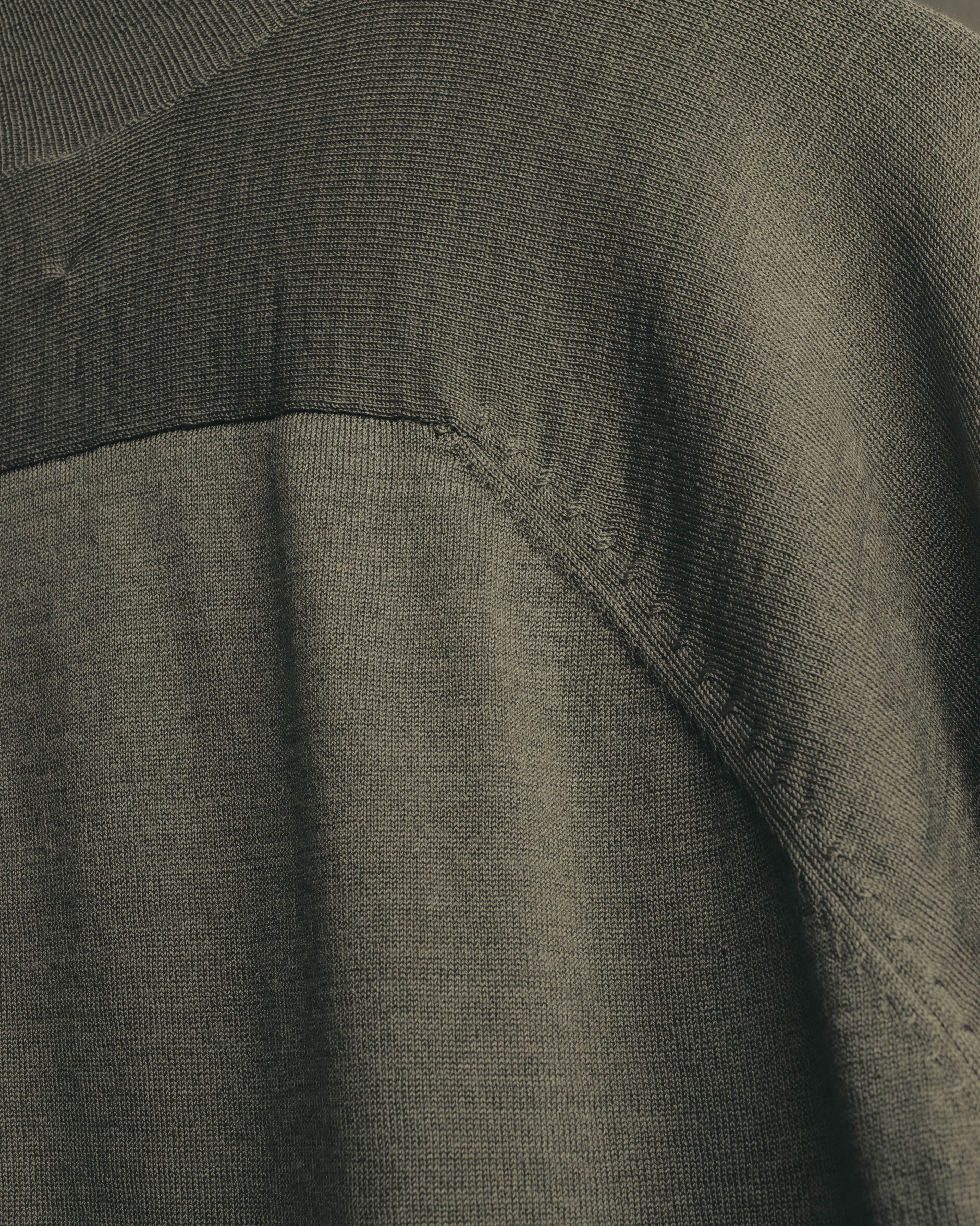 "Theatre PRODUCTS" 00's-10's Silk wool turtleneck knit sweater