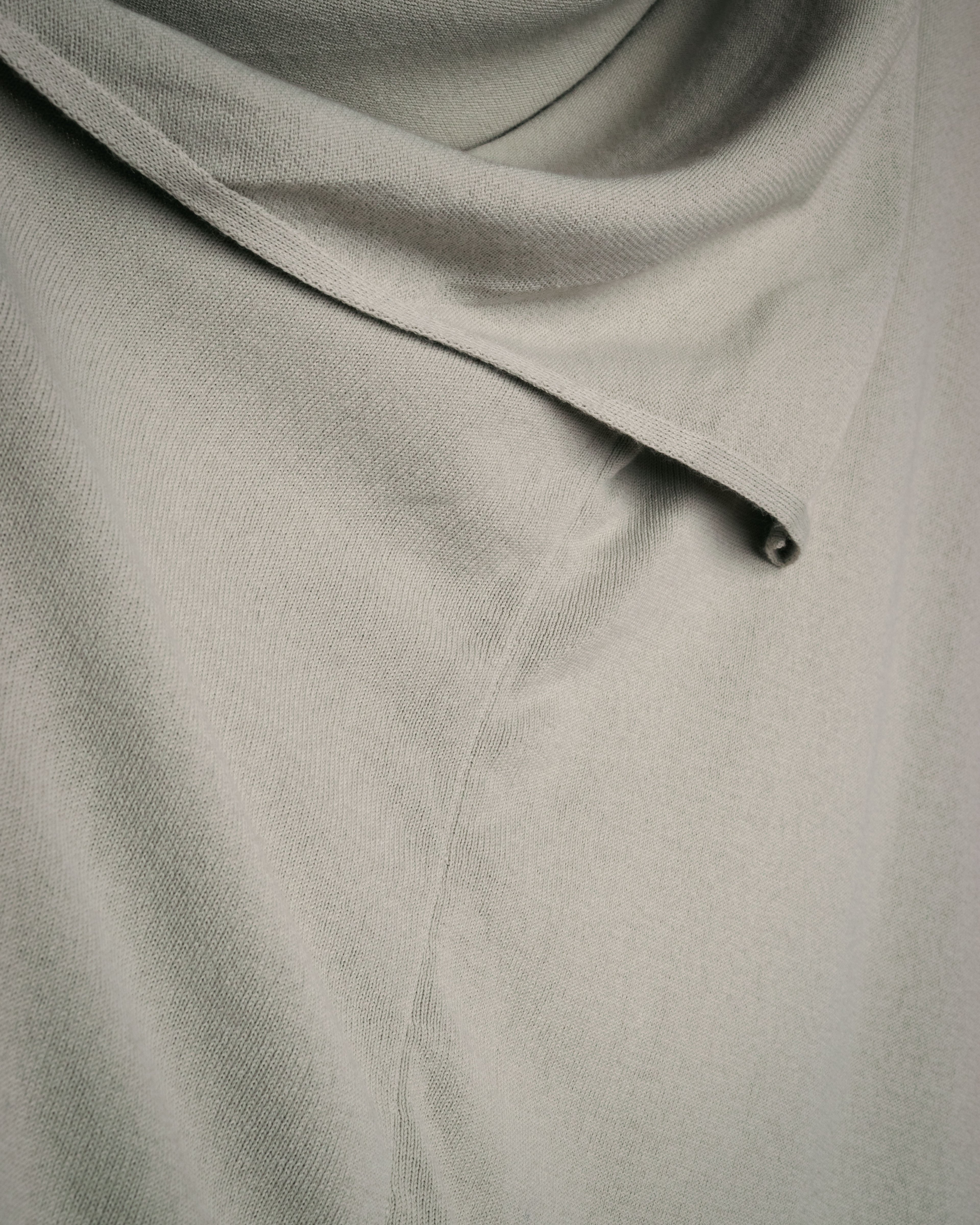 “Maison Margiela” 2015SS deconstructed cape knit top