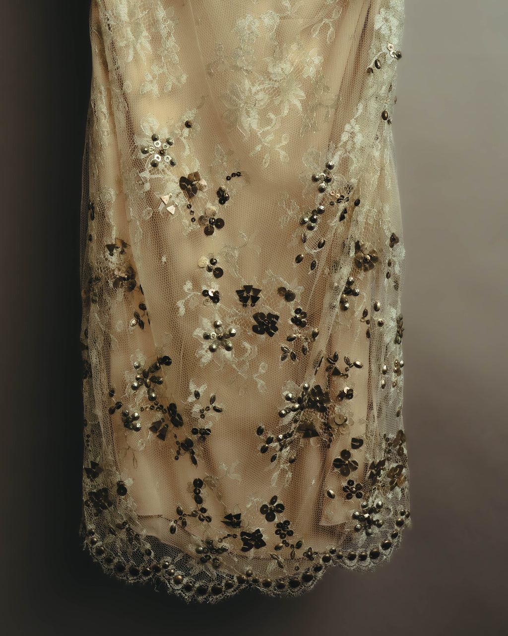 –SPECIAL– "VALENTINO" 00's-10's Embellished lace cocktail dress