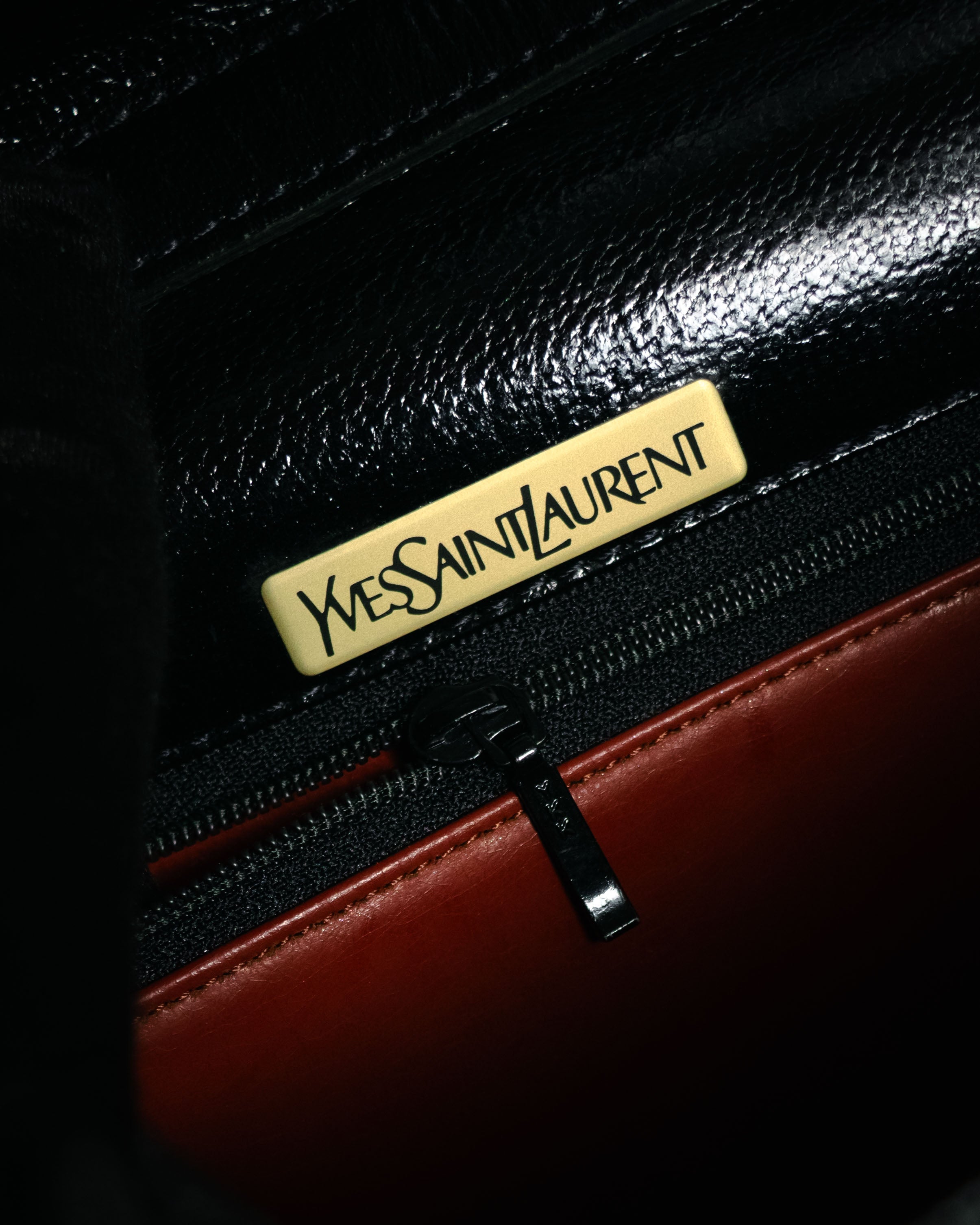 "Yves Saint Laurent" 80’s-90’s Lizard-embossed perforated leather shoulder bag