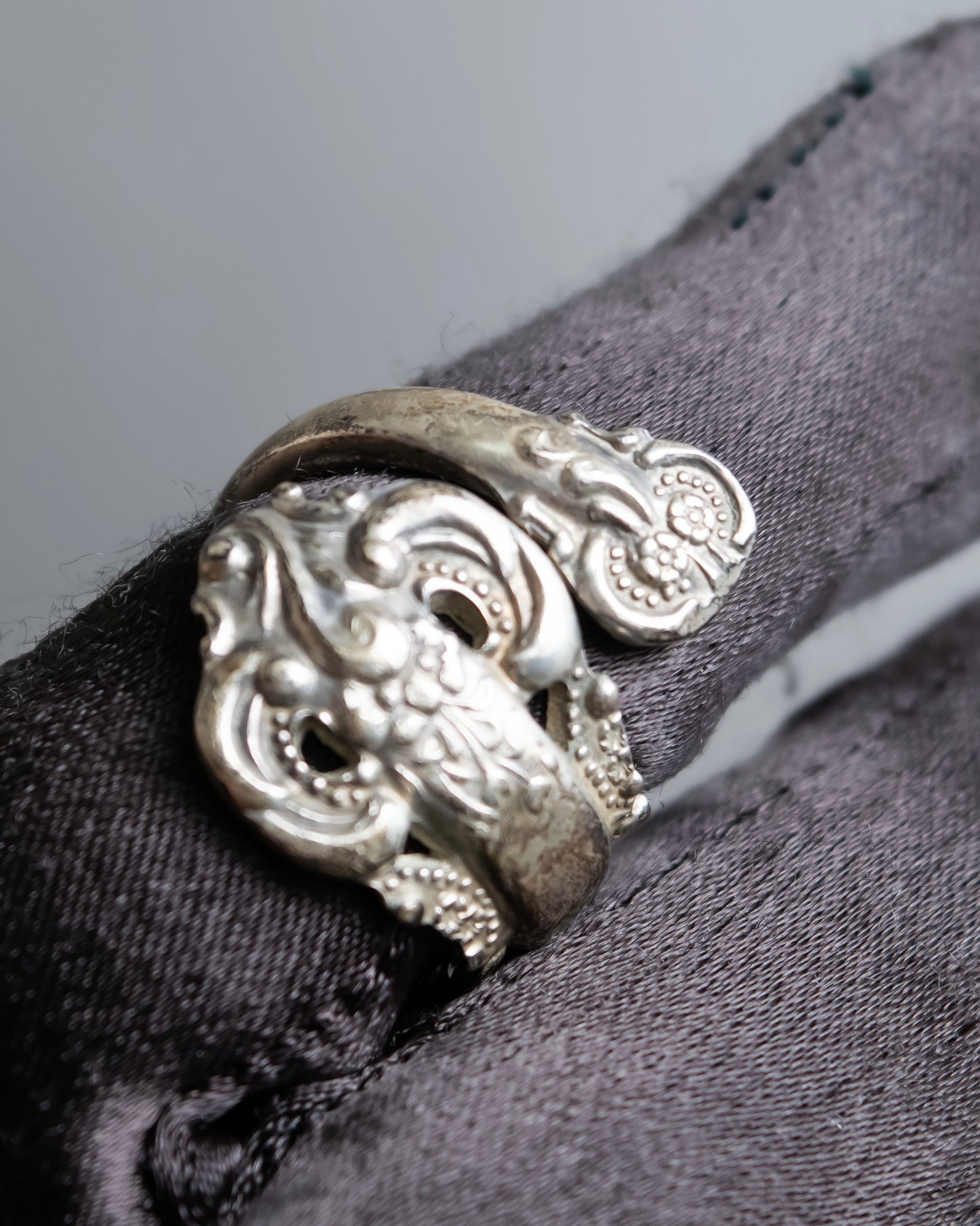 "Camusso" Sterling silver floral engraved spoon ring