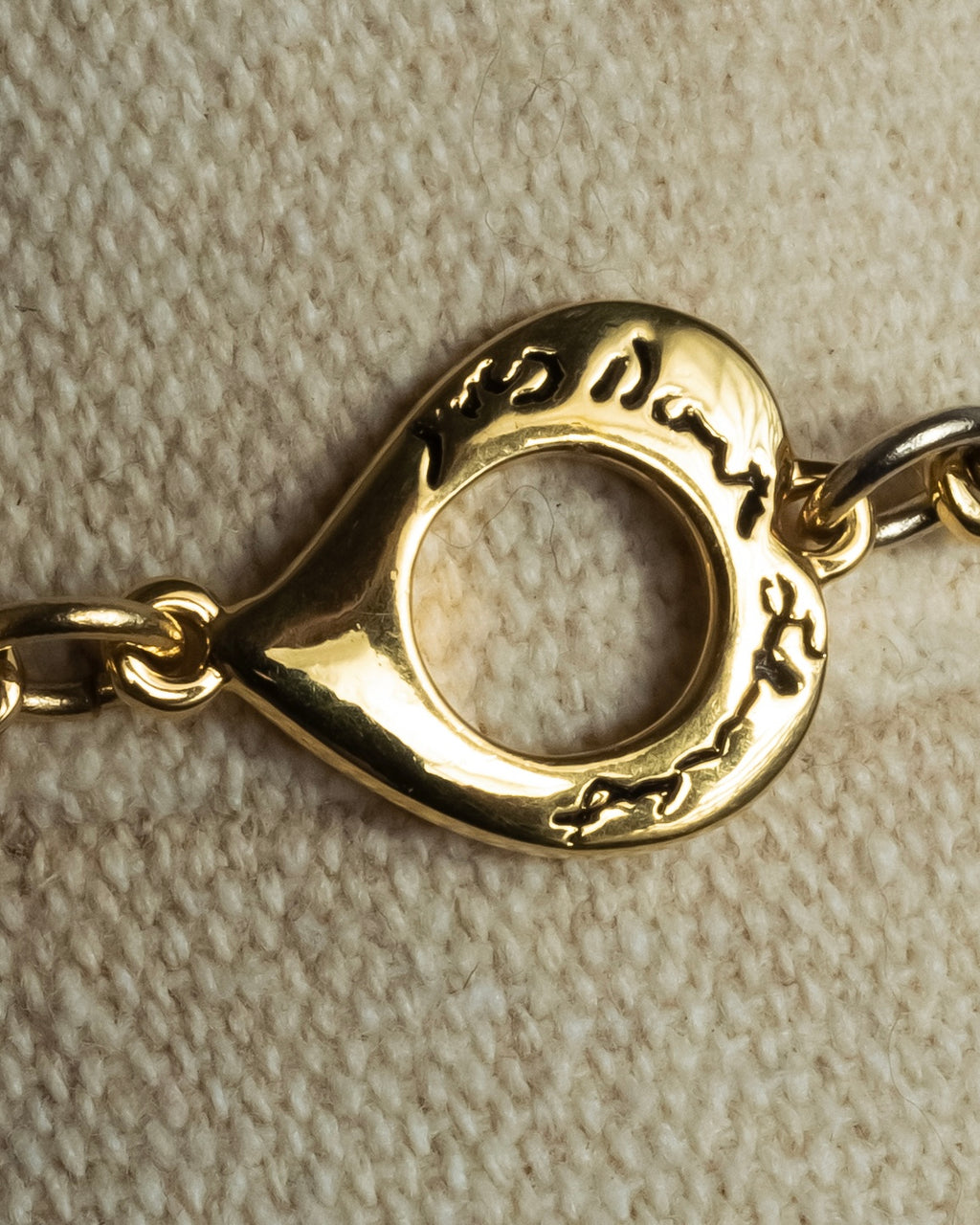 "YVES SAINT LAURENT" Vintage drop motif gold chain necklace