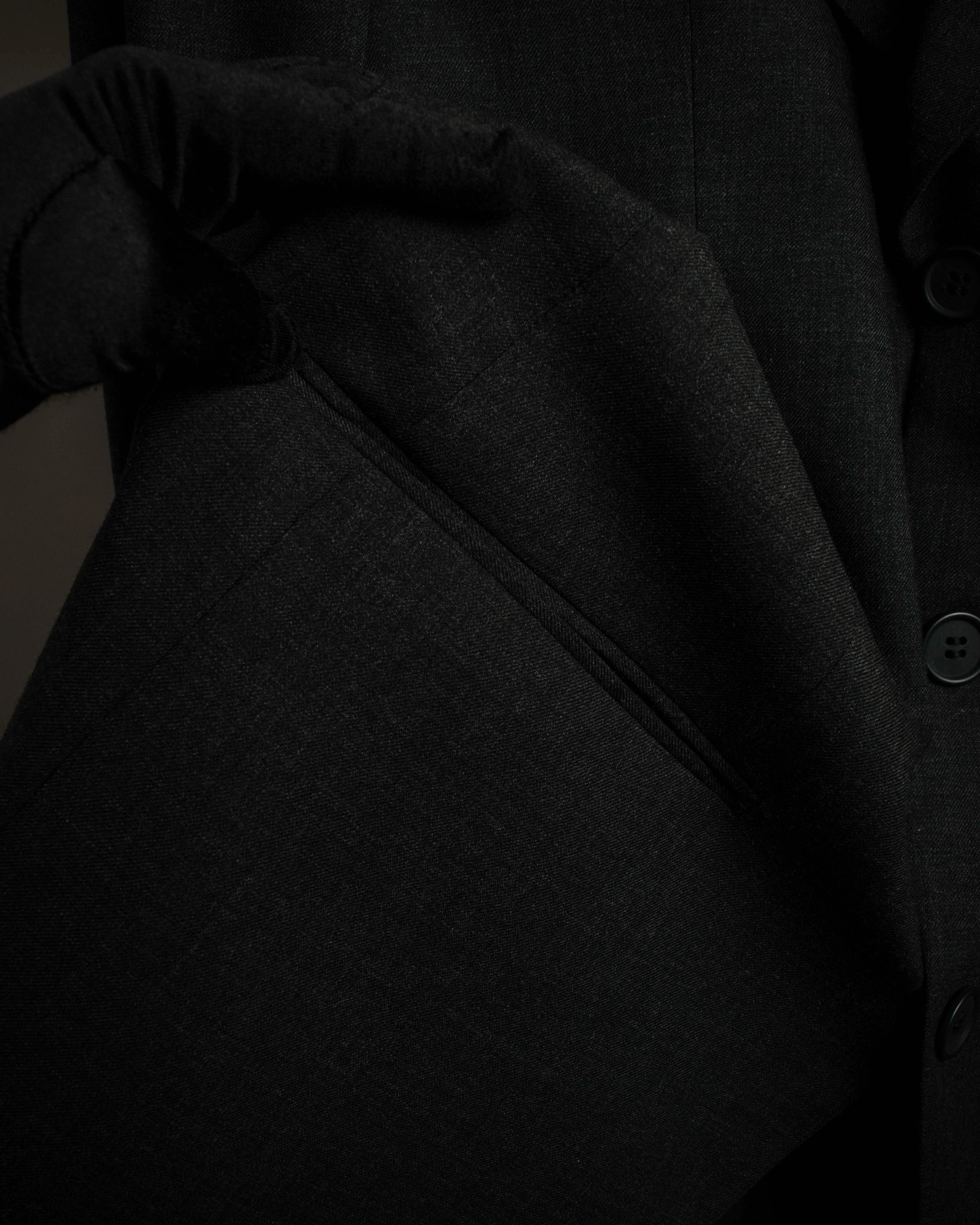 "GIORGIO ARMANI" LE COLLEZIONI line classical tailoring set up