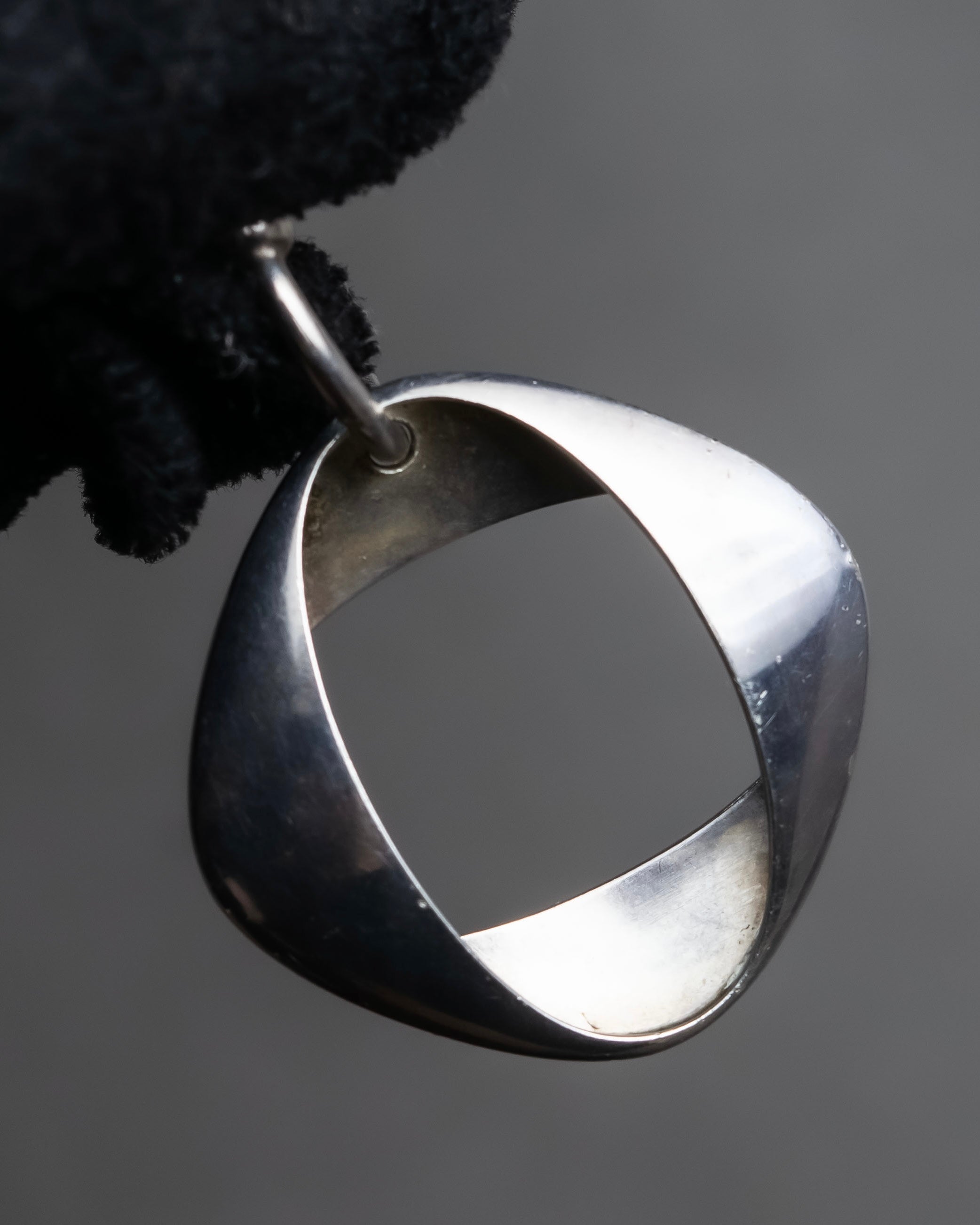 "GEORG JENSEN" Henning Koppel design sculptural silver earring