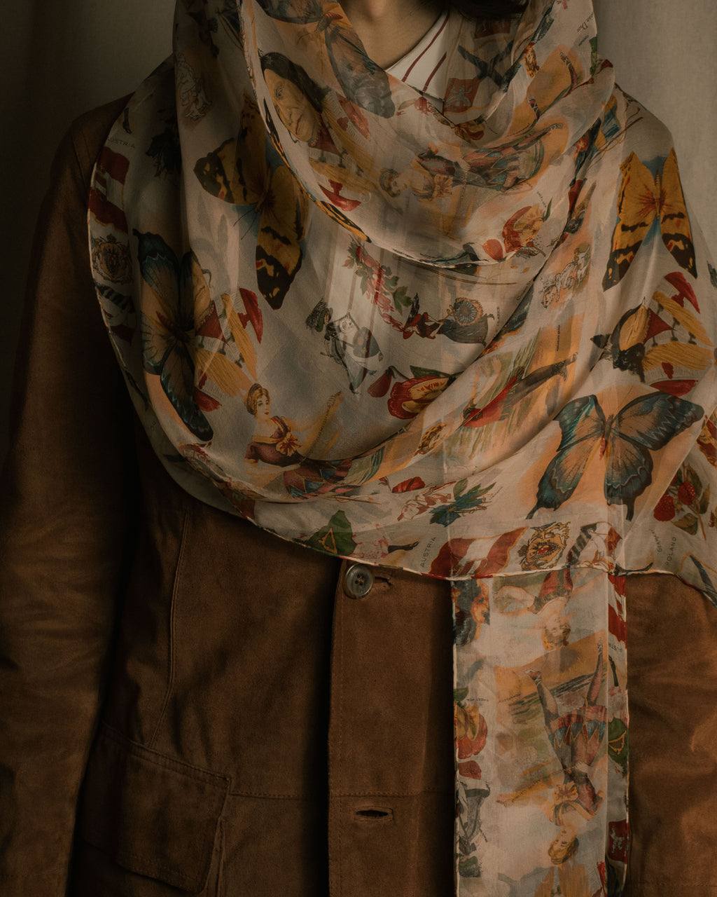 –SPECIAL– "Christian Dior"
00’s historic collage-print silk chiffon large stole