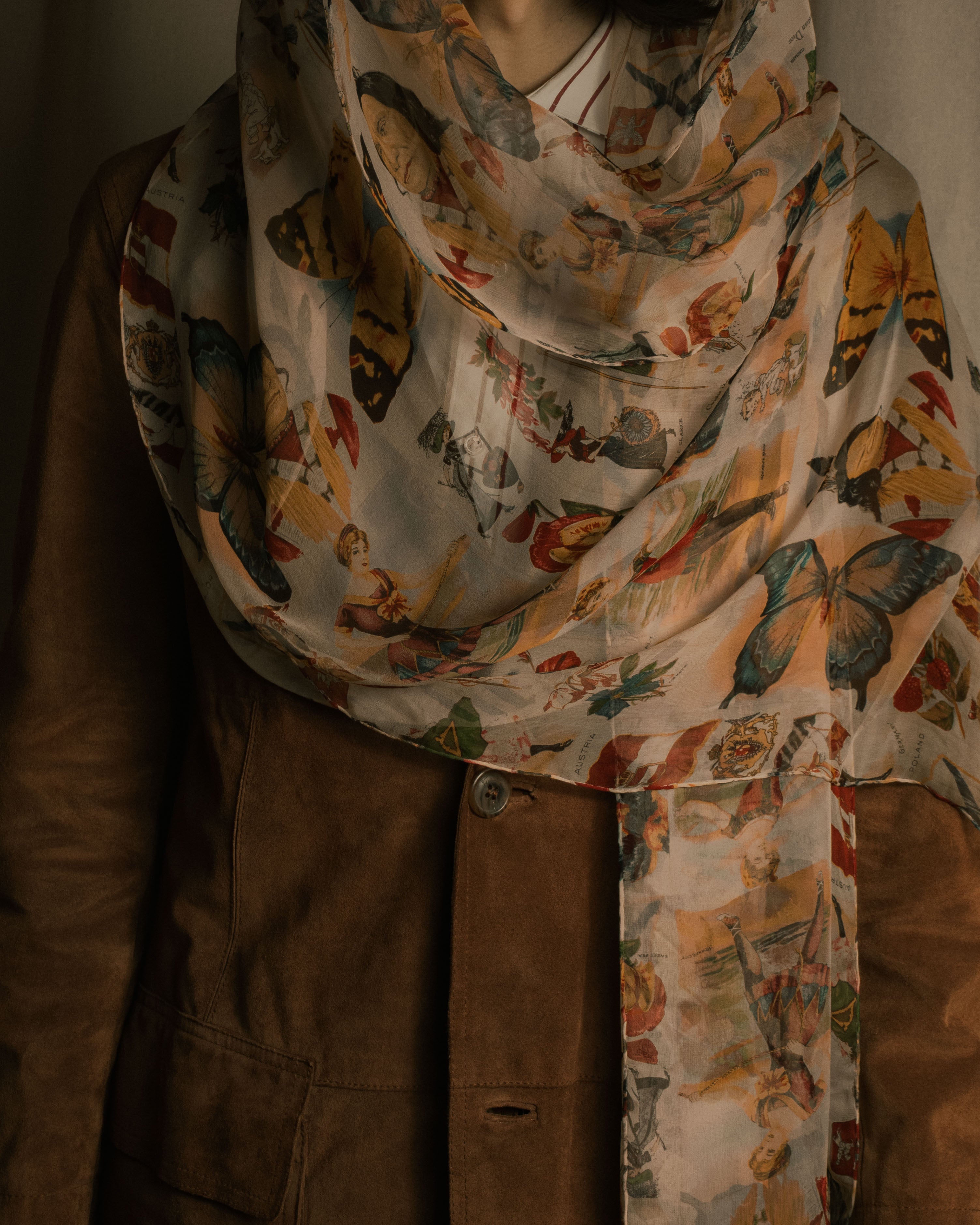 –SPECIAL– "Christian Dior"
00’s historic collage-print silk chiffon large stole