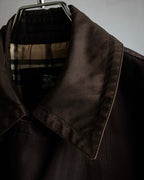 "BURBERRY" Subdued tone military detail mid-length trench coat
