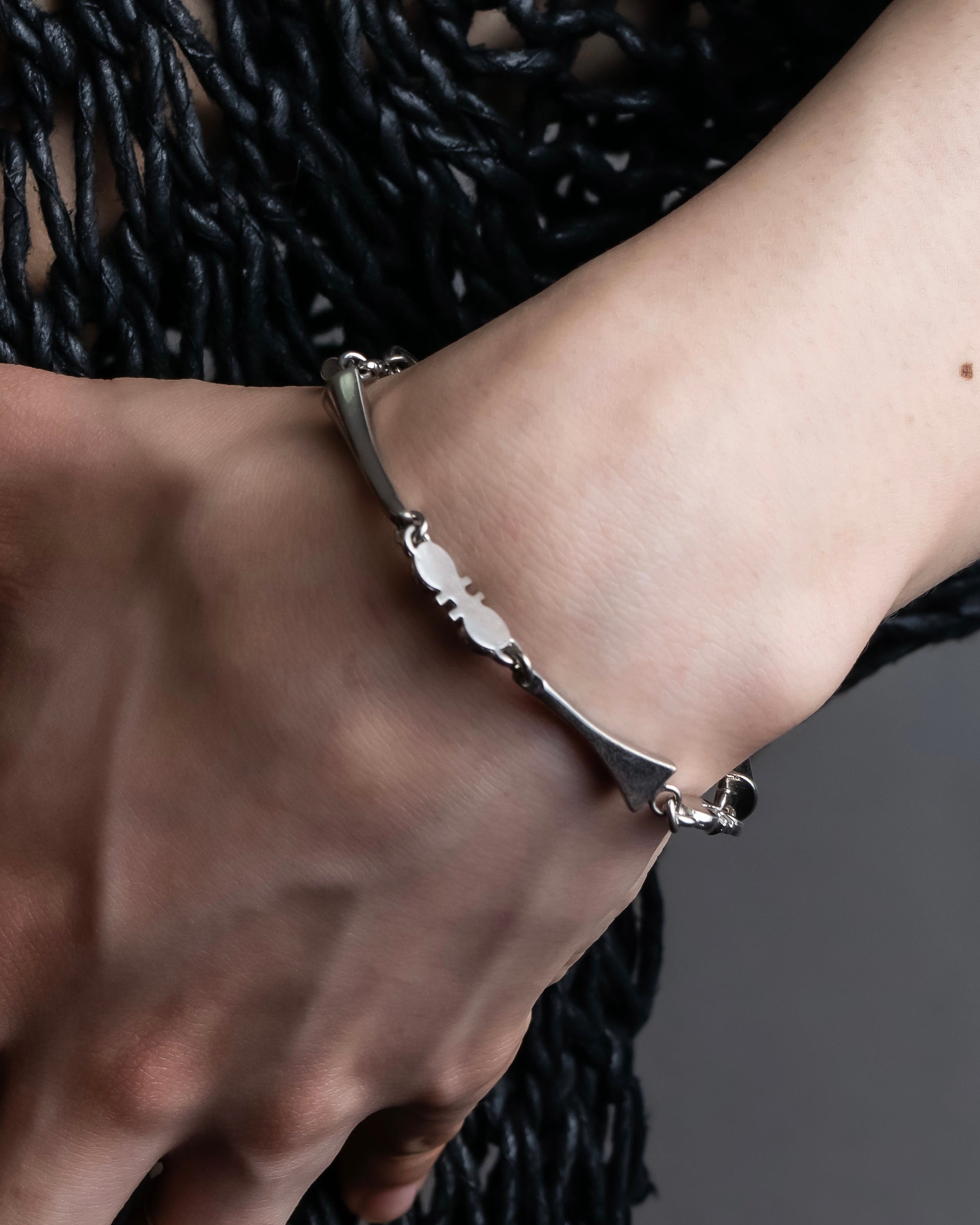 "Salvatore Ferragamo" silver gangini logo chain bracelet