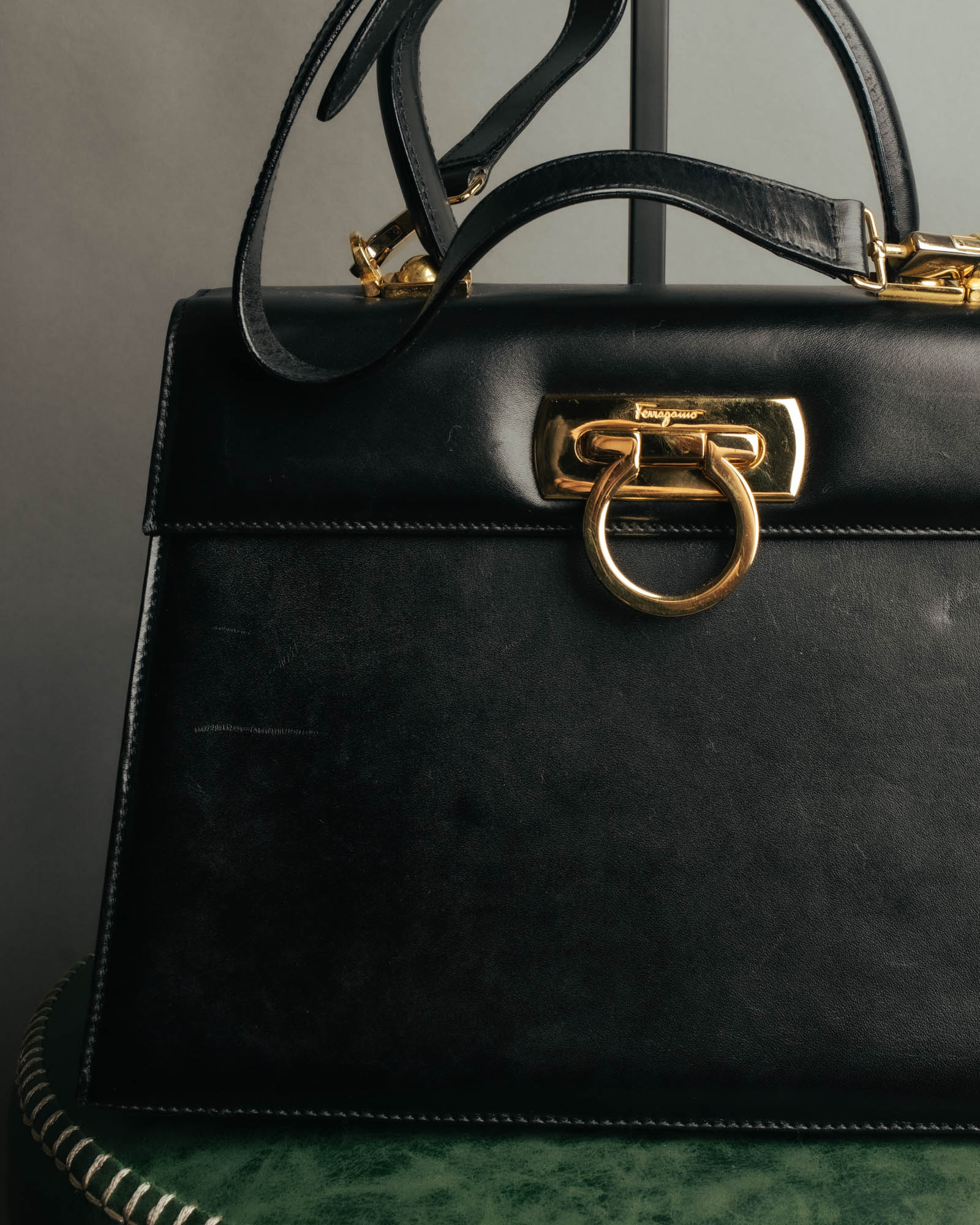 "Salvatore Ferragamo" 90's-00's Classic gancini leather top handle bag