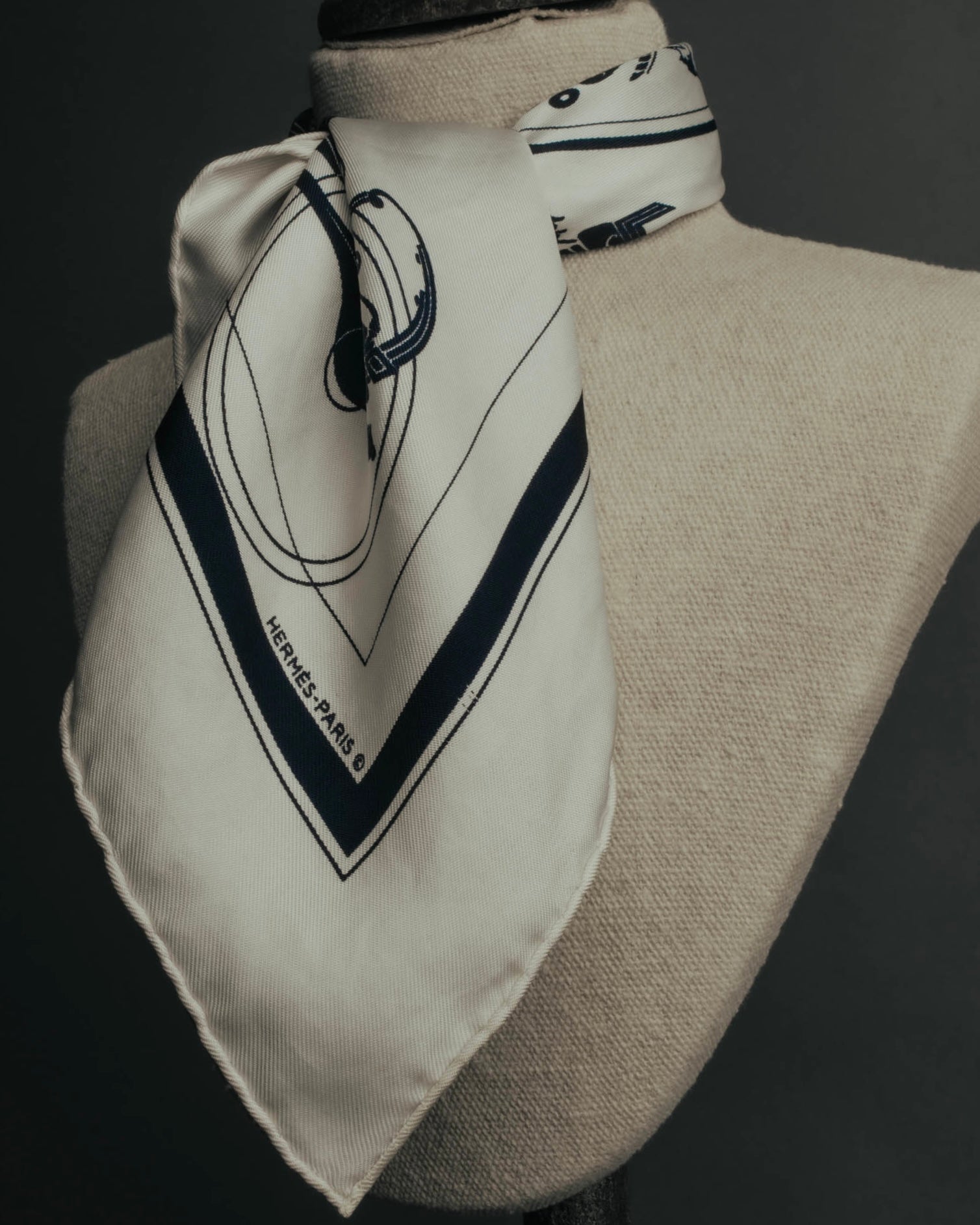 "Hermès" Classic ex libris silk scarf
