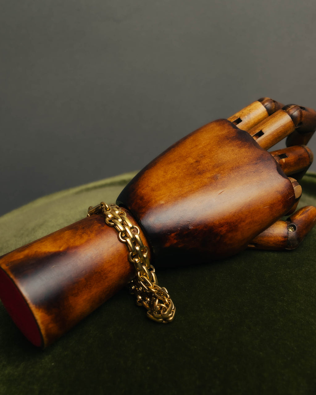 "Christian Dior" 80's-90's Gold-tone chain bracelet