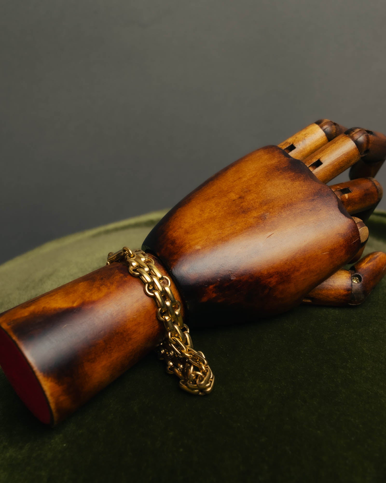 "Christian Dior" 80's-90's Gold-tone chain bracelet