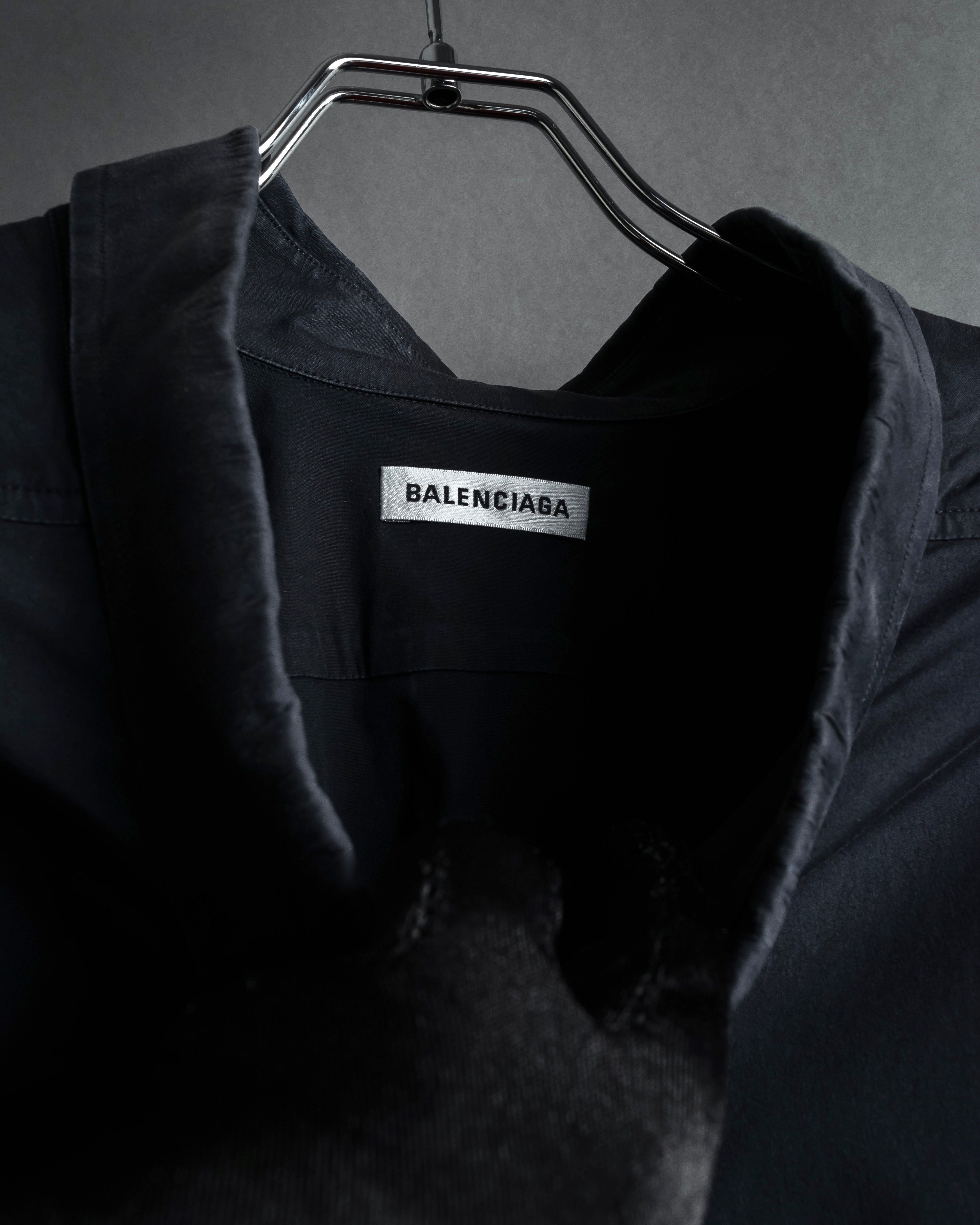 “BALENCIAGA” Button-down collar relaxed shirt