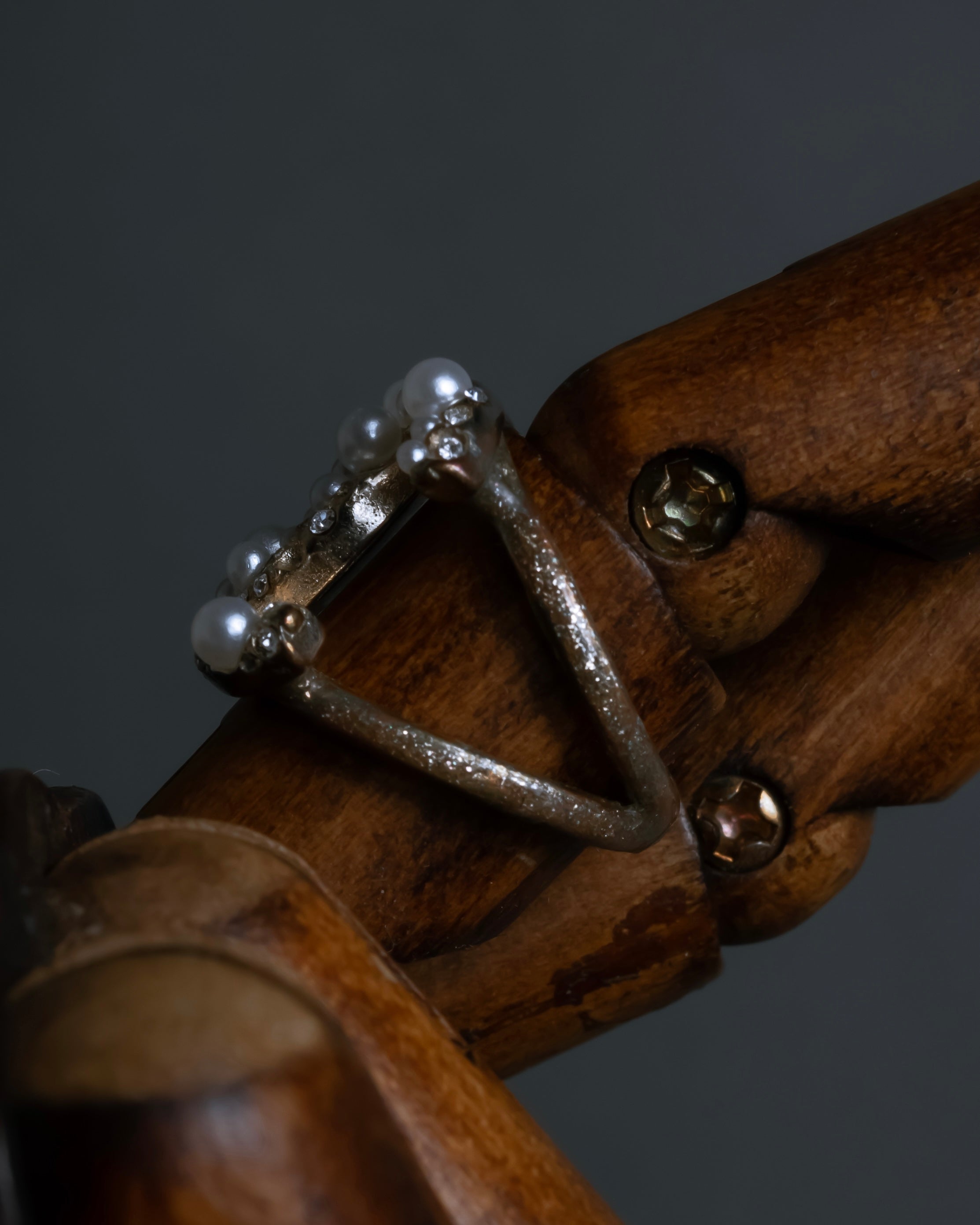 "CHANEL" Coco mark motif pearl strass design ring